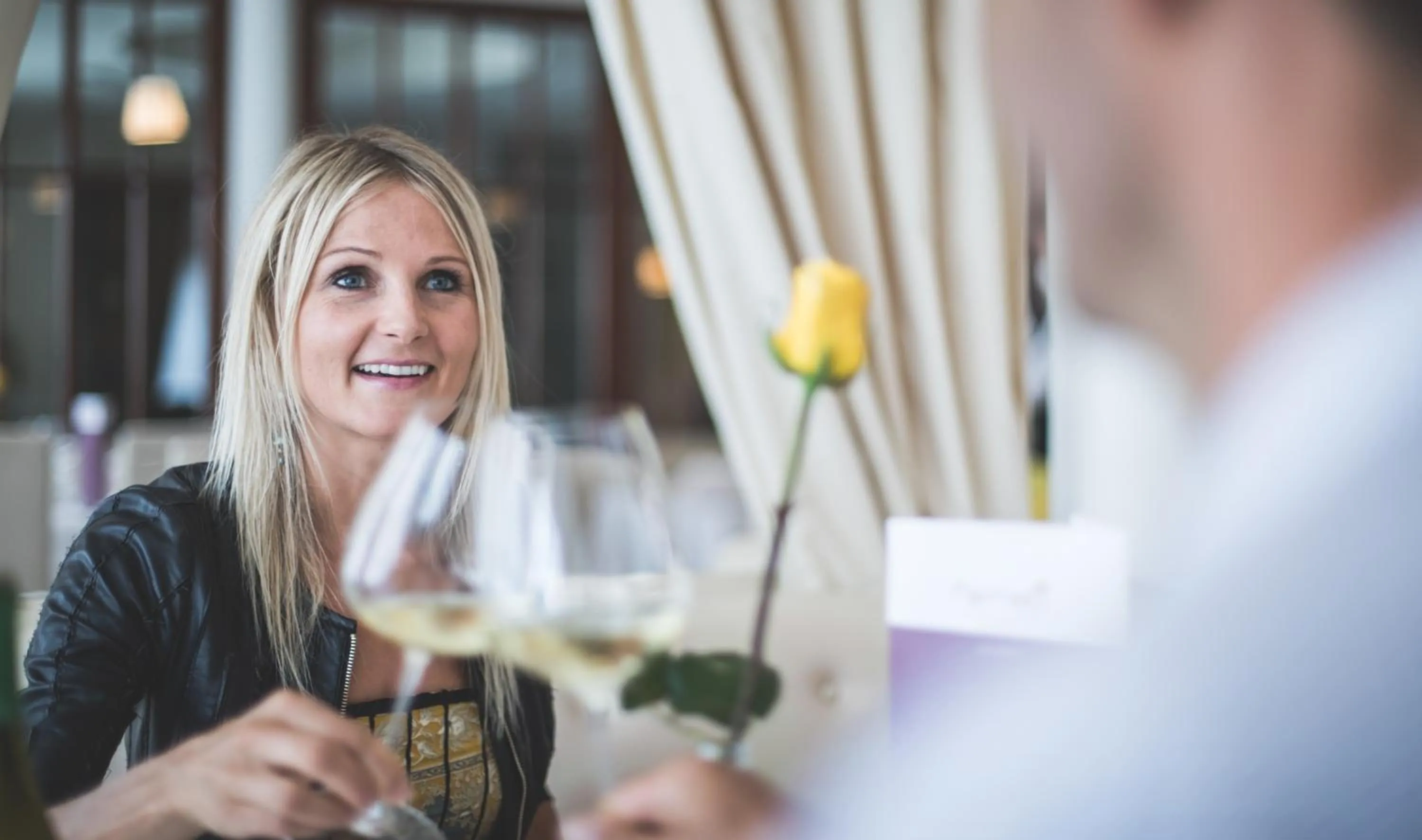 Restaurant/places to eat in Hotel Fameli