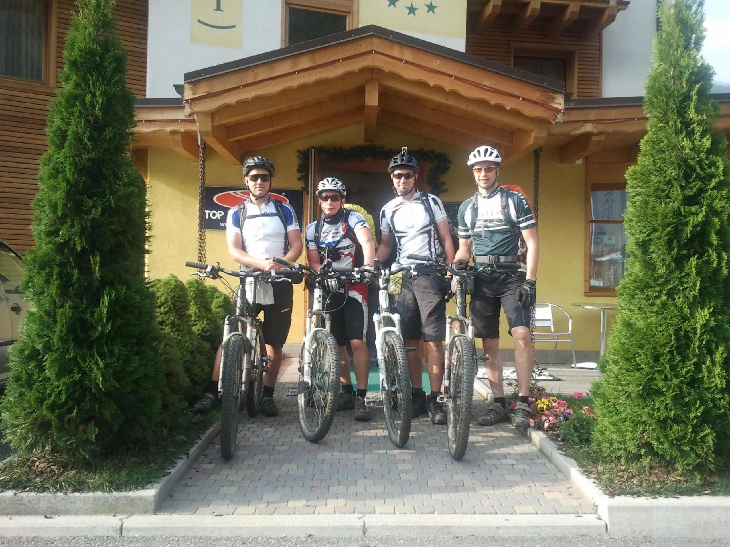 Cycling in Residence Garnì Il Giglio