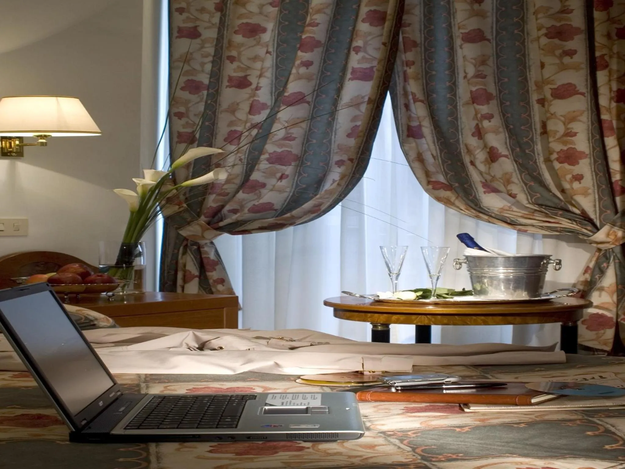 Bedroom in Hotel Aberdeen