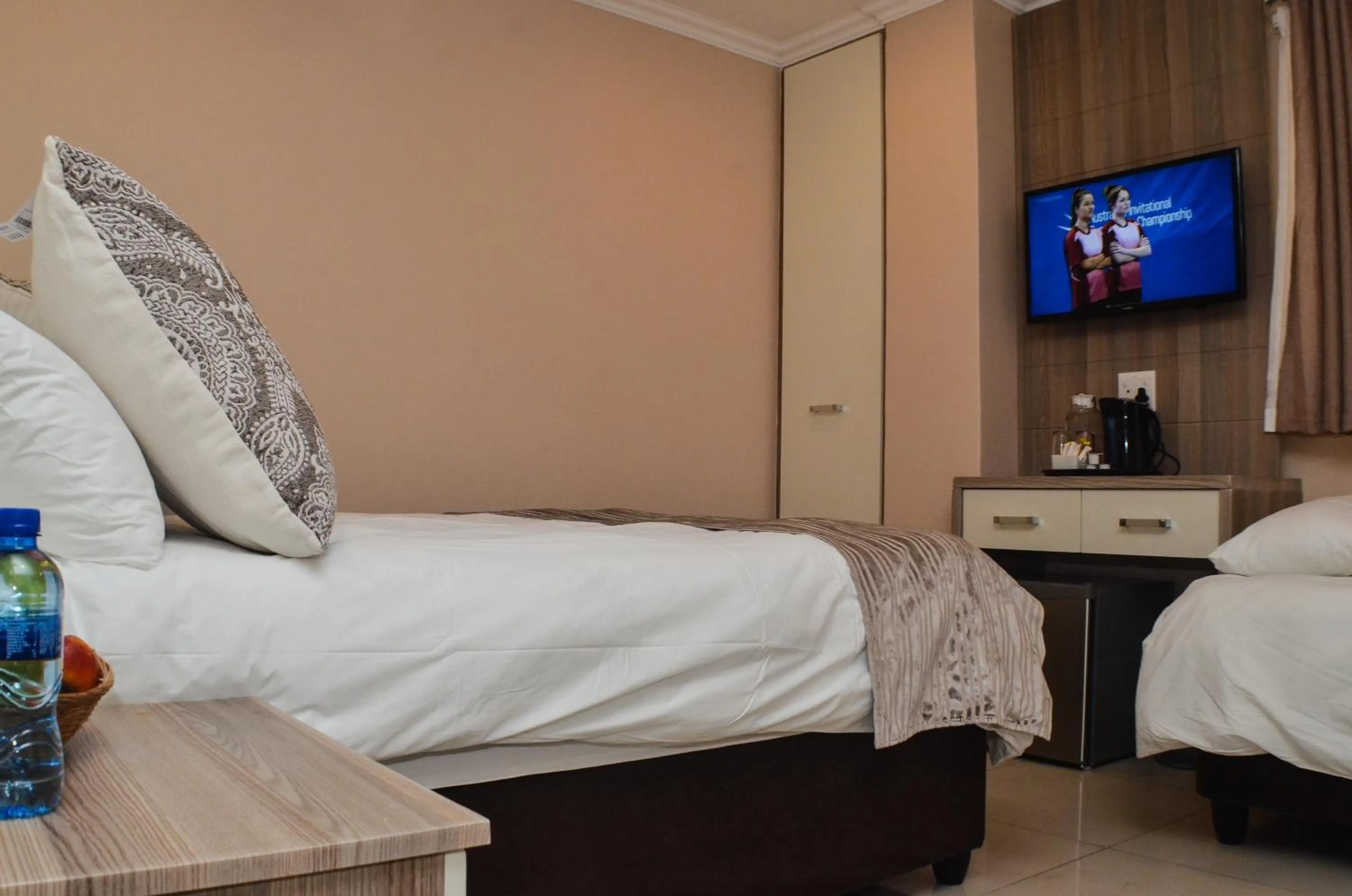 Bed in Solrand Hotel