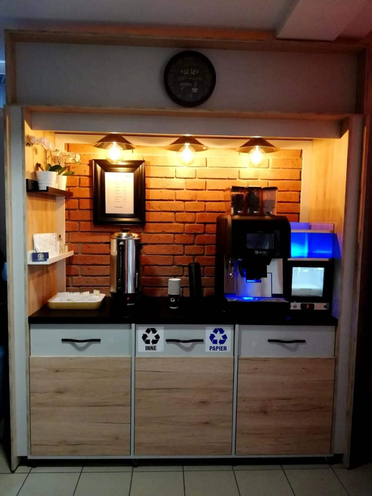 Coffee/tea facilities in Great Polonia Beach & Molo