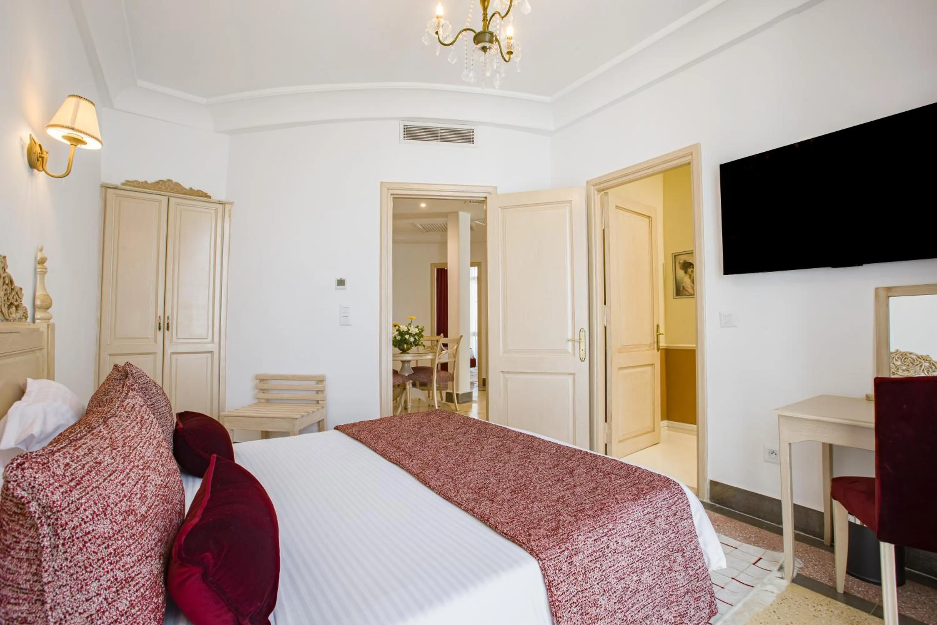 Bed in Majestic Hotel