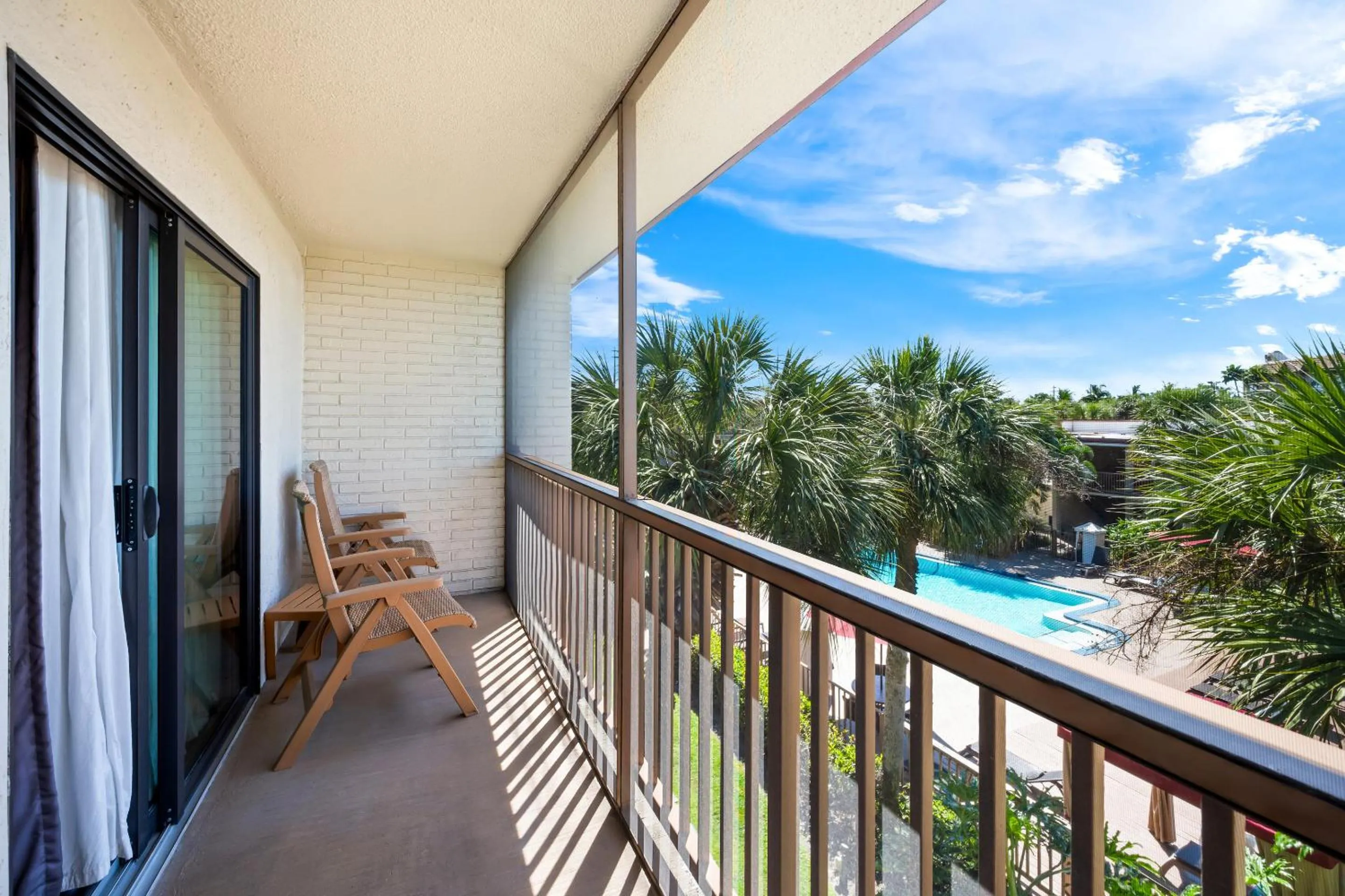 Photo of the whole room in Red Roof Inn PLUS+ & Suites Naples Downtown-5th Ave S