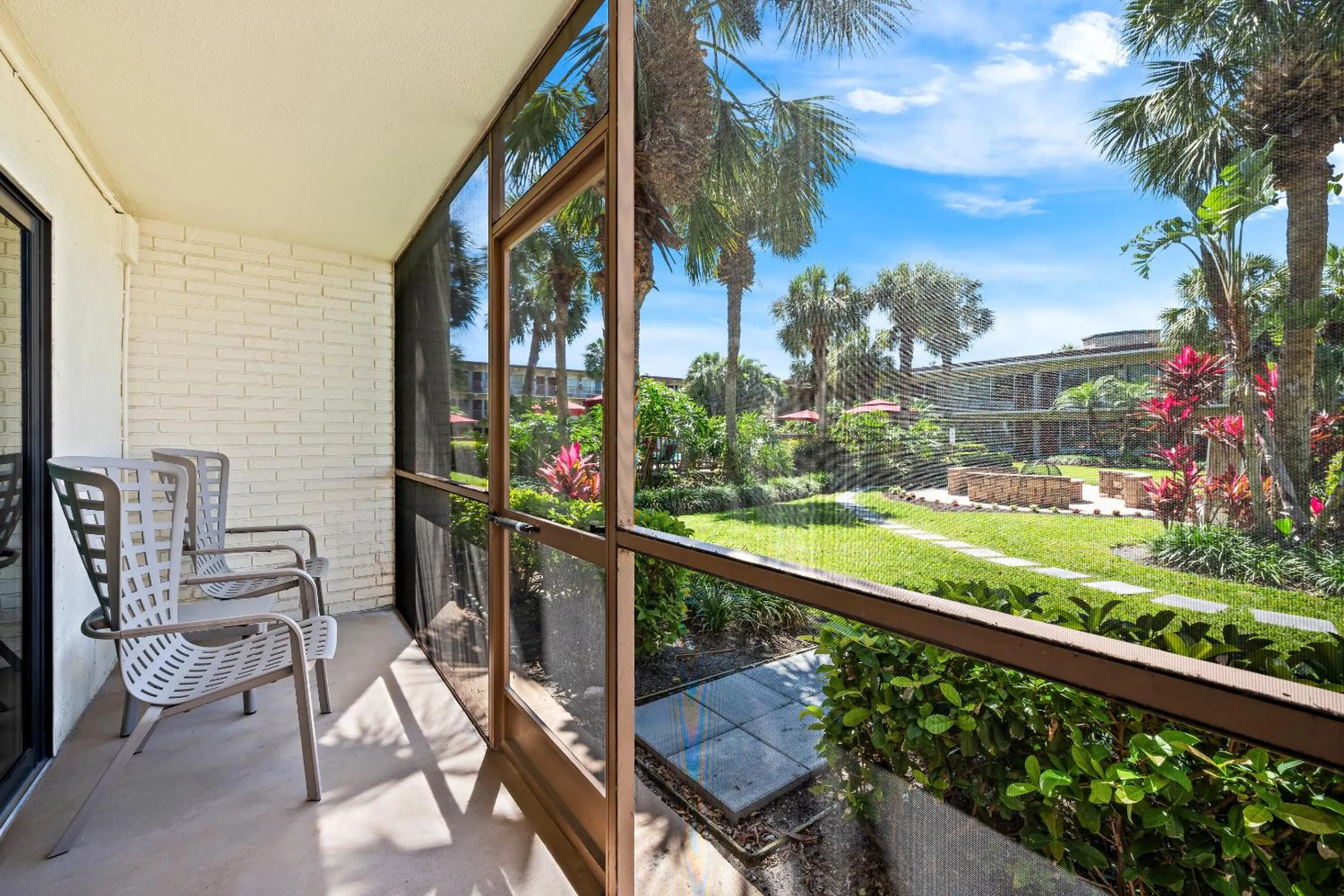 Photo of the whole room in Red Roof Inn PLUS+ & Suites Naples Downtown-5th Ave S