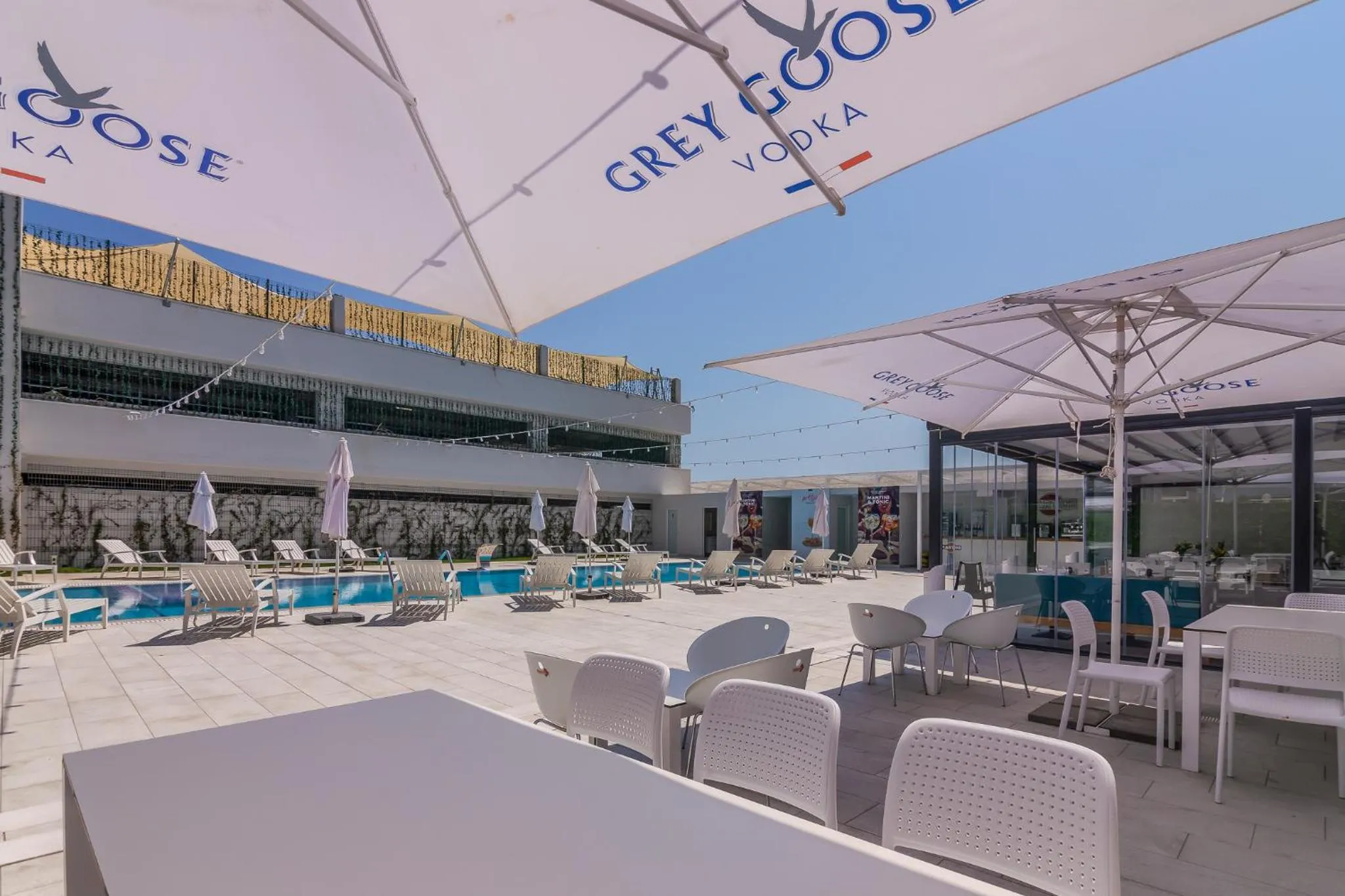 Lounge or bar in Nyota Hotel & Conference Center