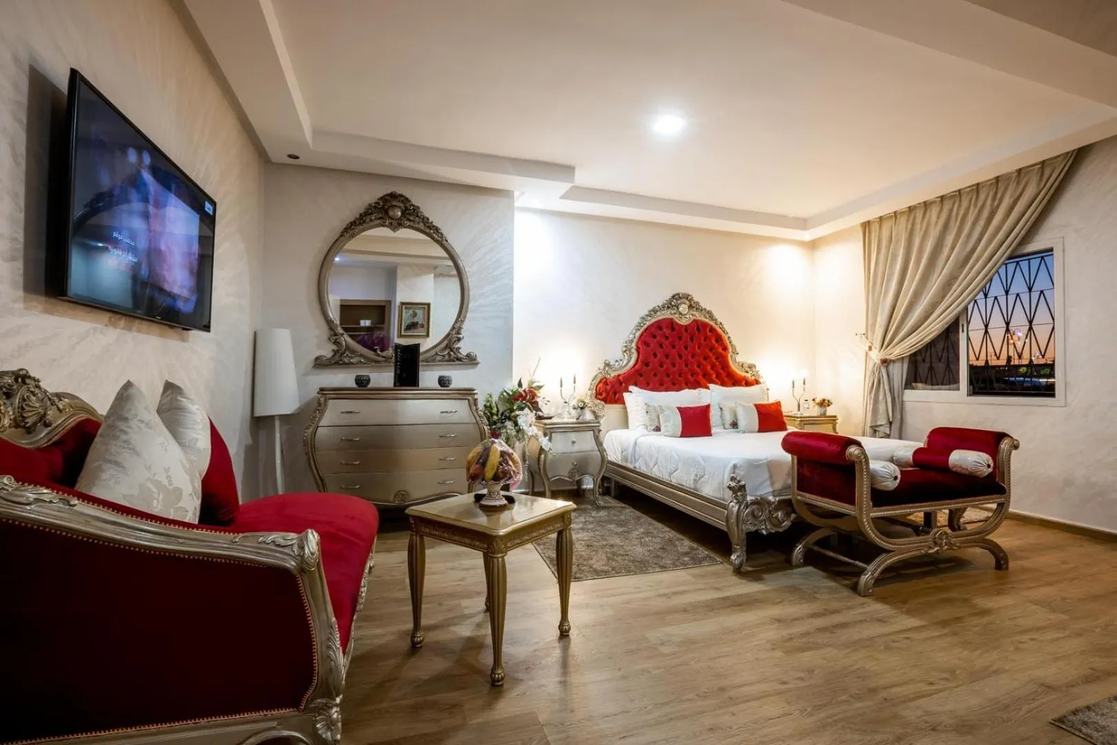 Bedroom in Hotel Hospitality-Inn City Center