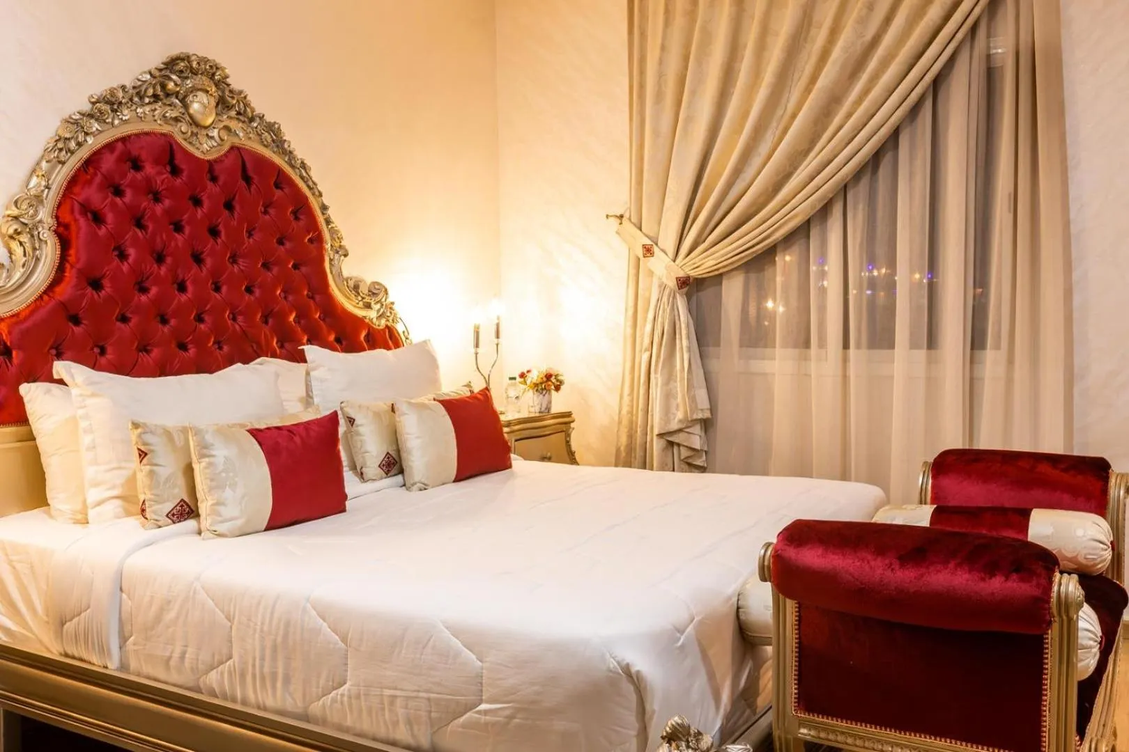 Bedroom in Hotel Hospitality-Inn City Center