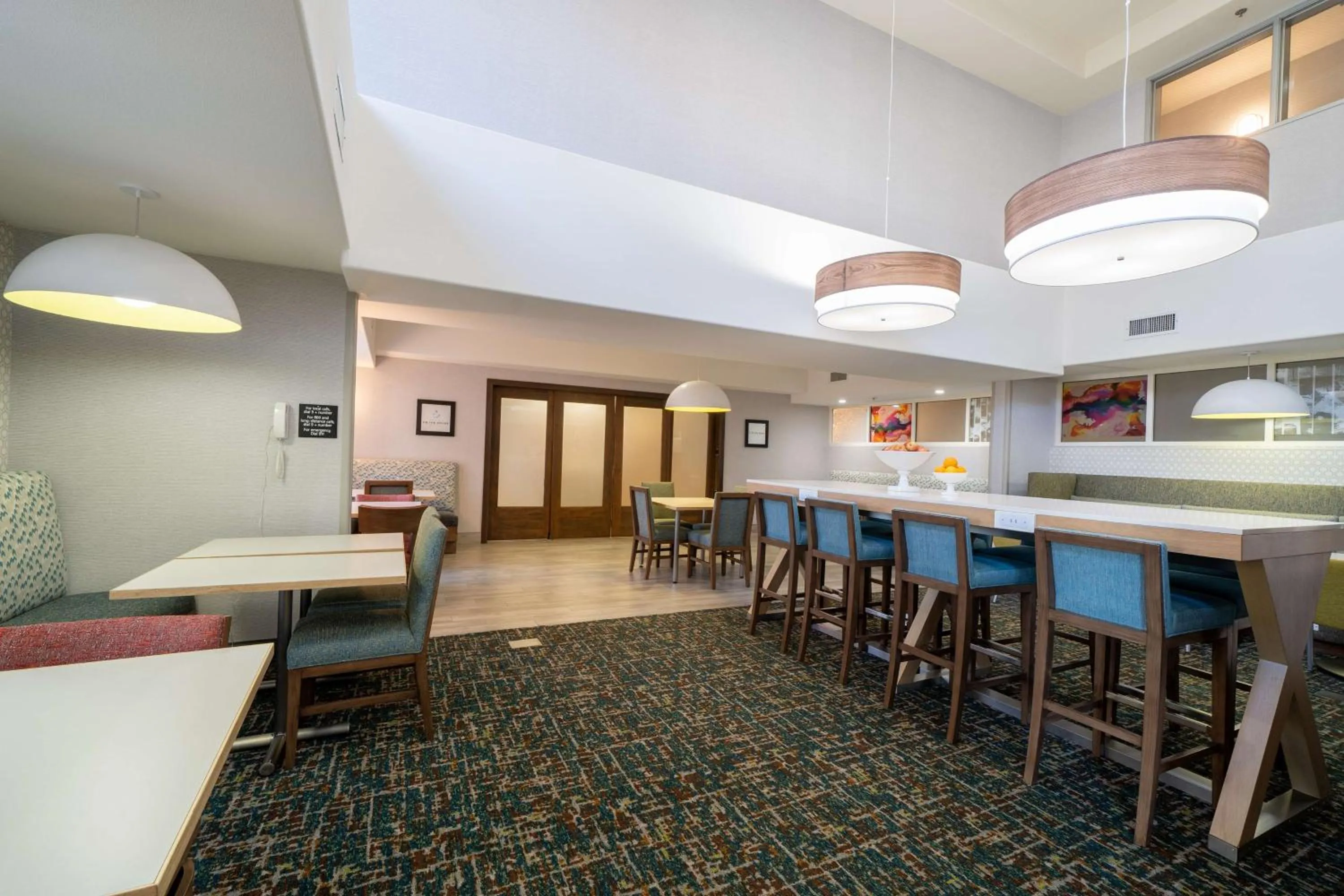 Restaurant/places to eat in Hampton Inn & Suites Modesto - Salida