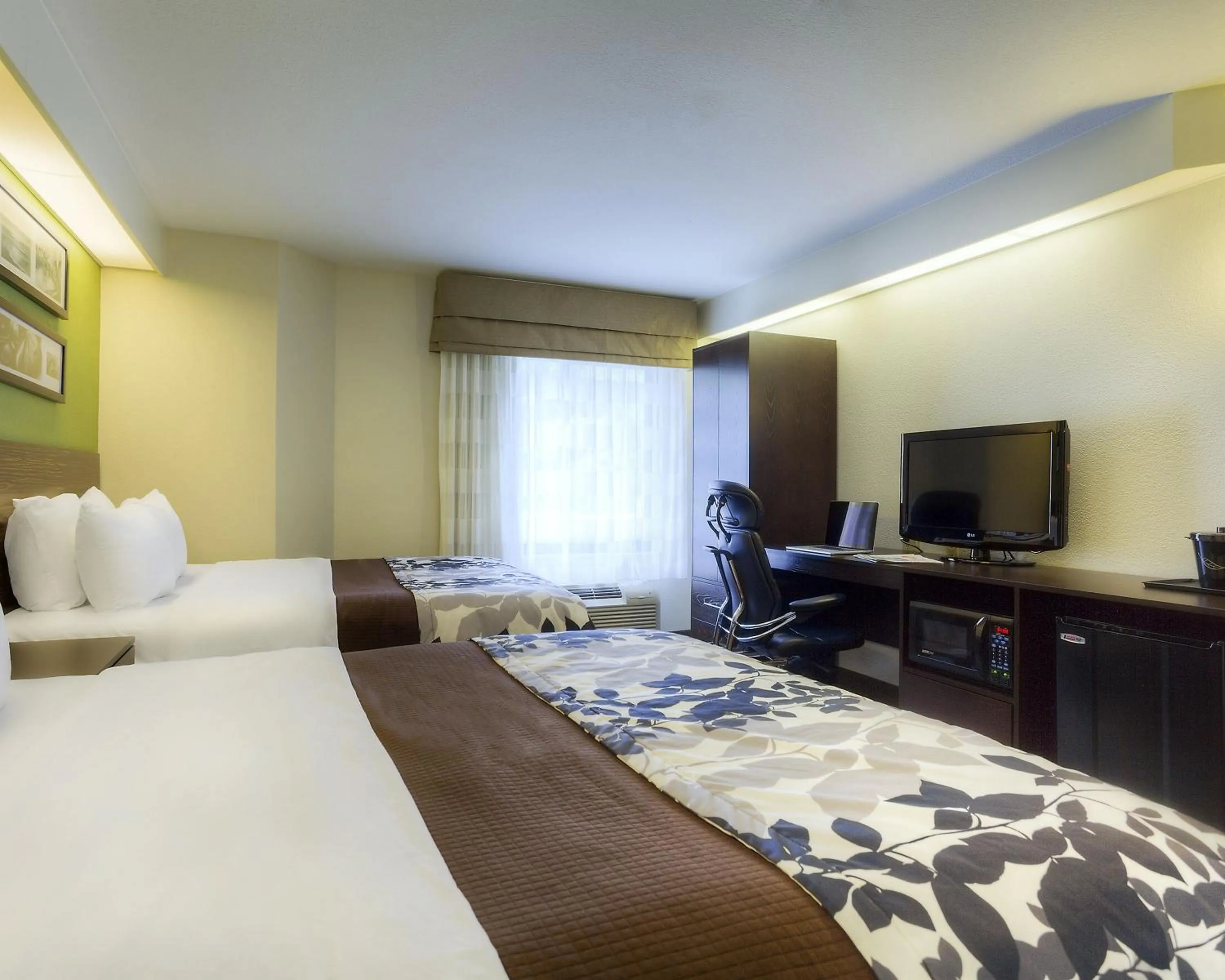 Bedroom, Bed in Sleep Inn Bryson City - Cherokee Area