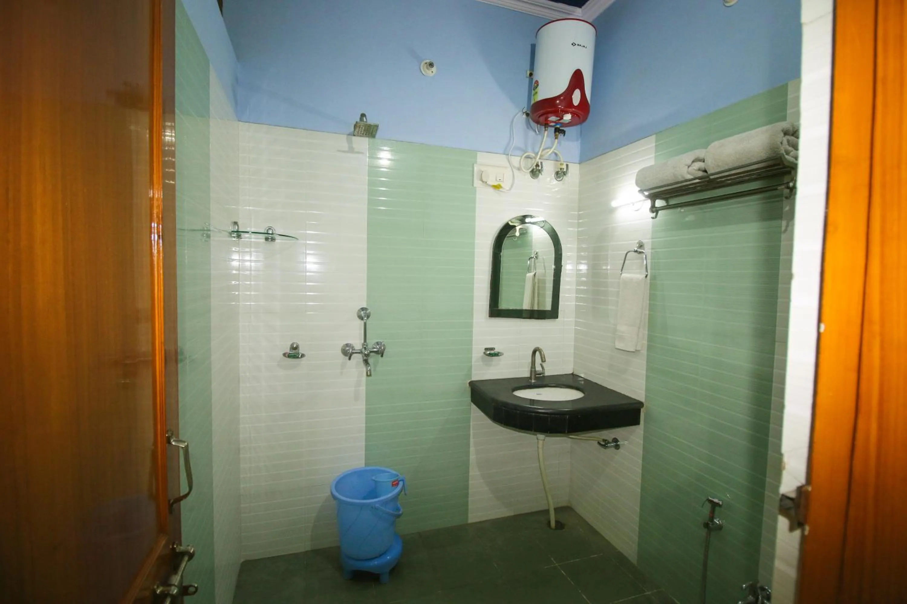 Bathroom in Ranthambore Tiger Home