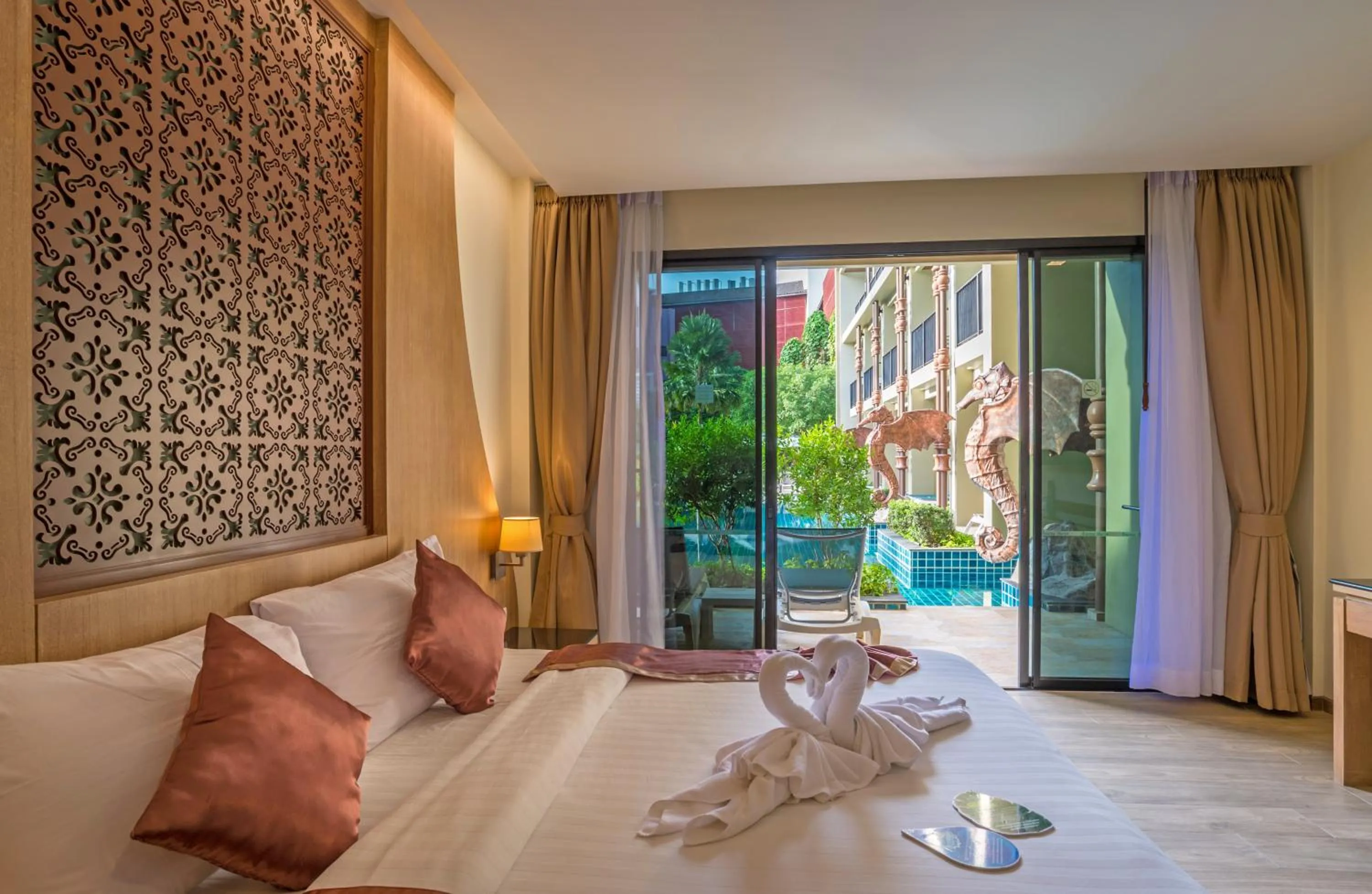 Bedroom, Bed in Ananta Burin Resort