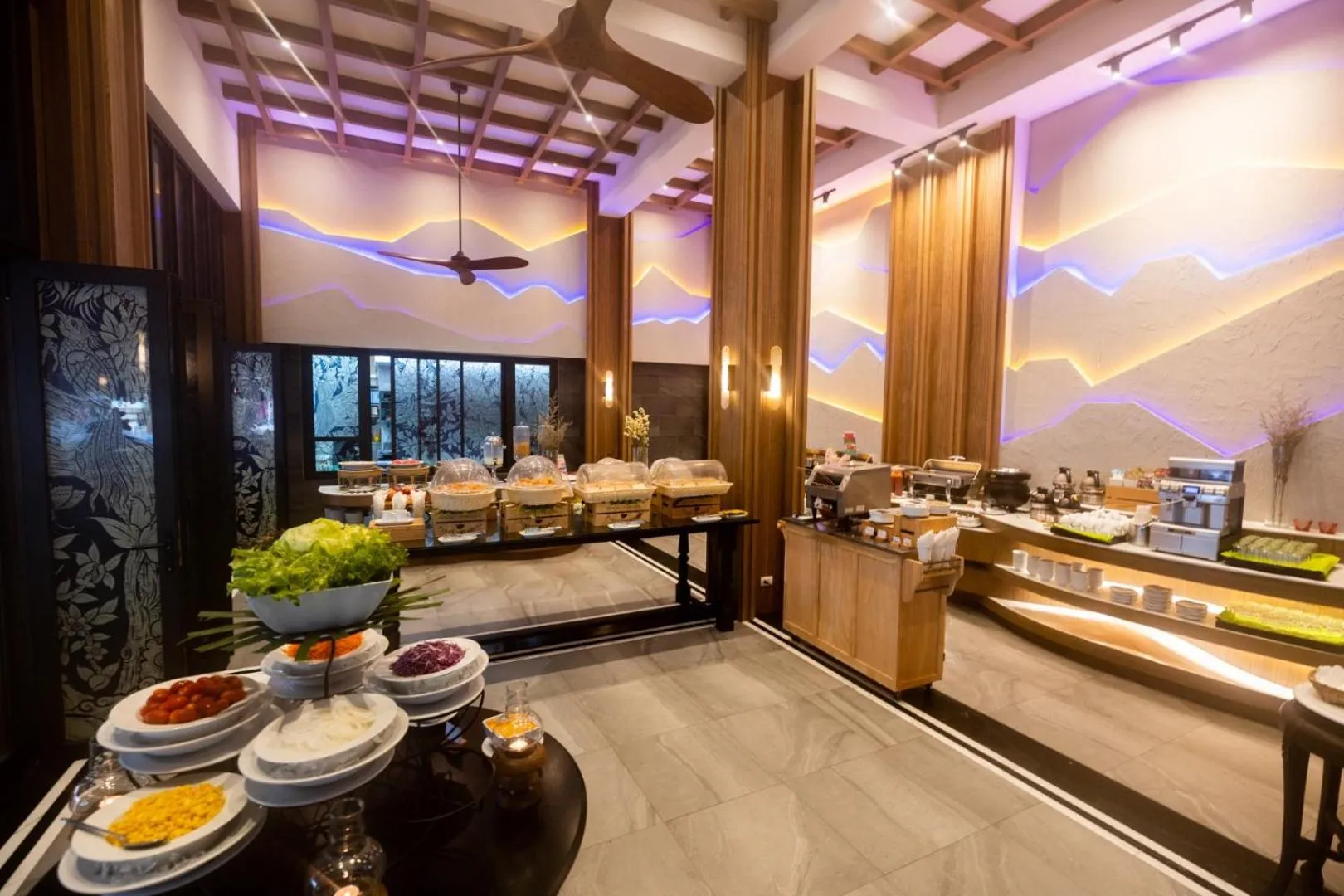 Restaurant/places to eat in Ananta Burin Resort