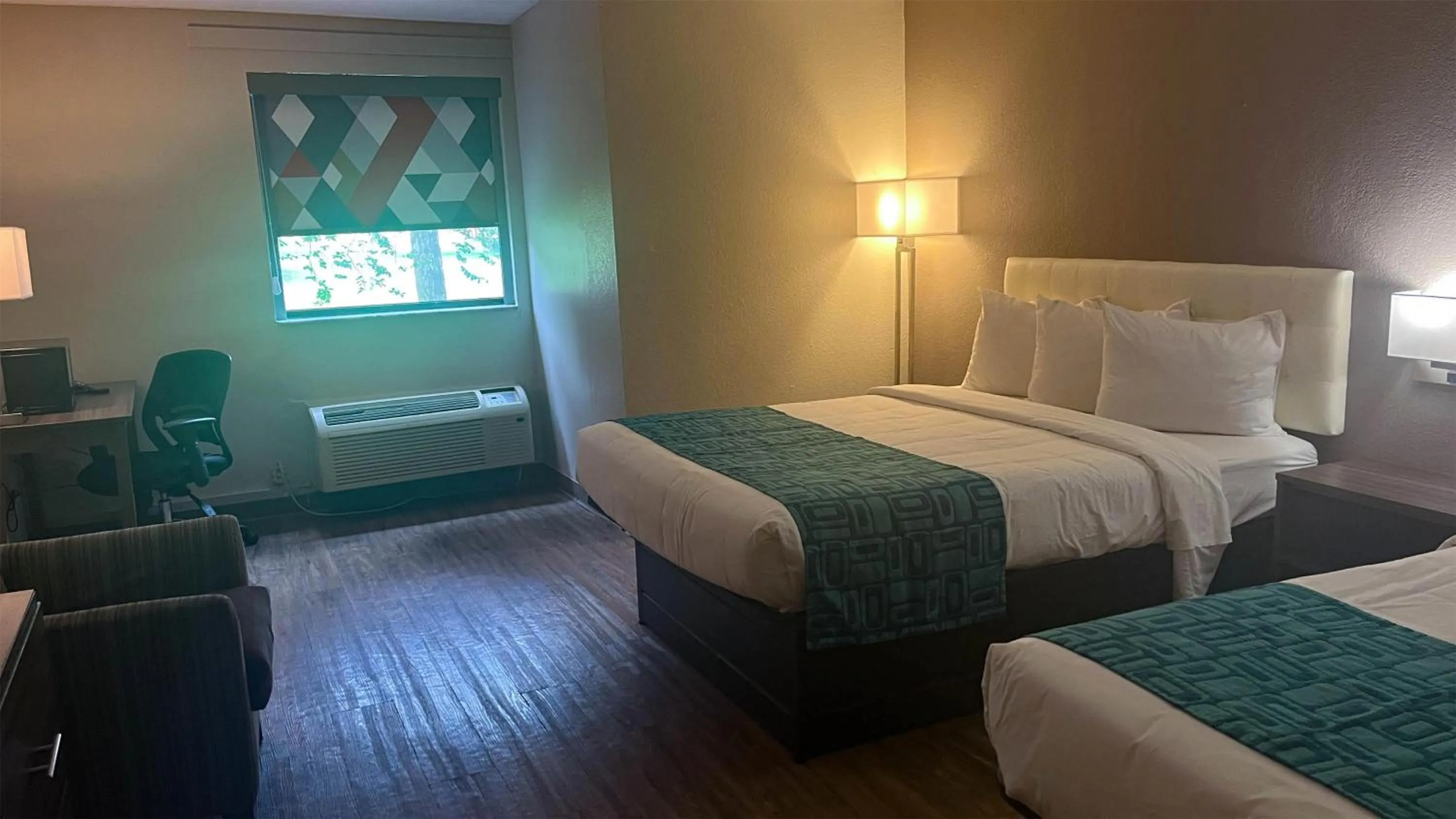 Bedroom, Bed in Motel 6 Lake City, FL – Medical Center