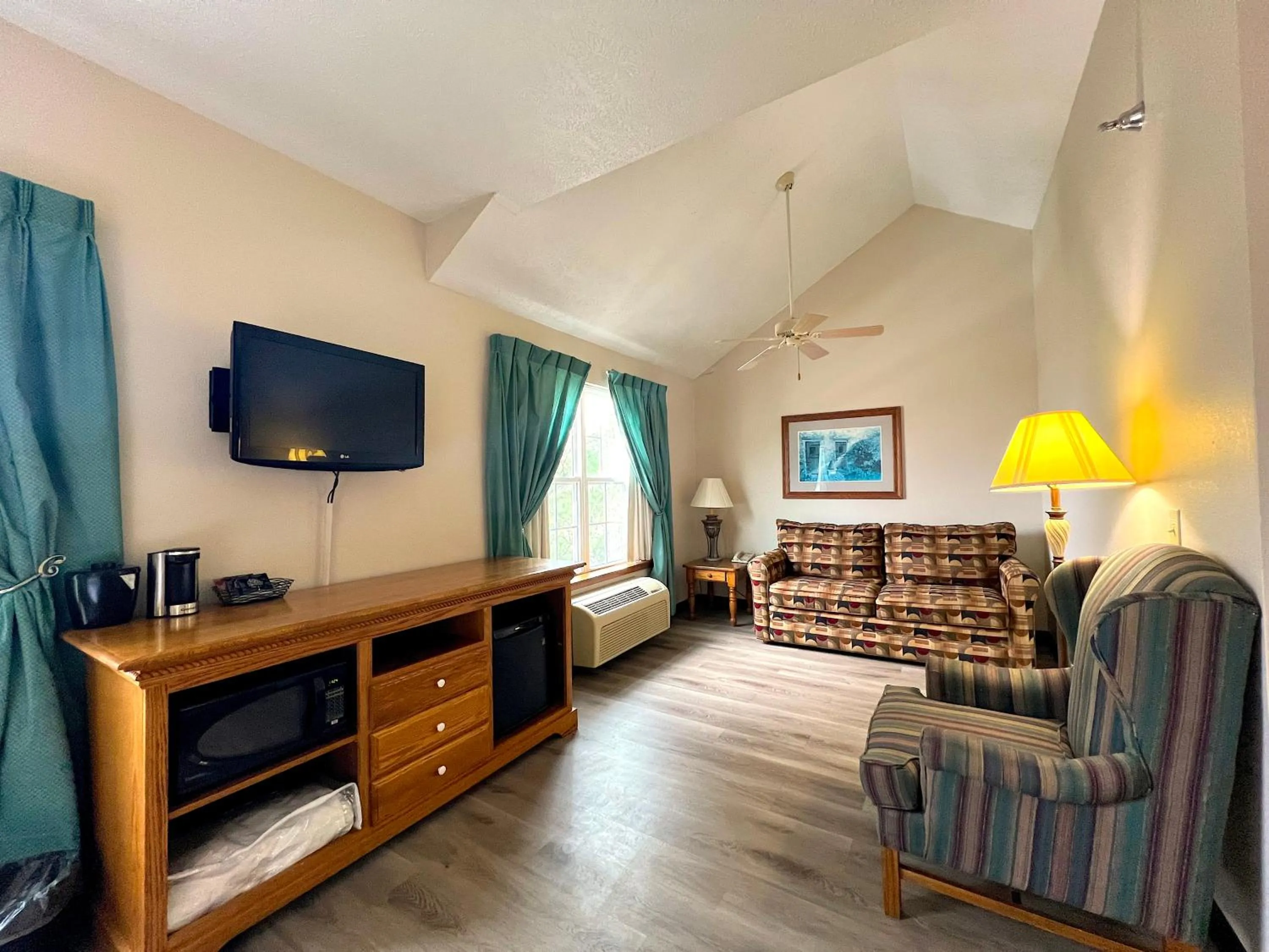 Seating area in Van Buren Hotel