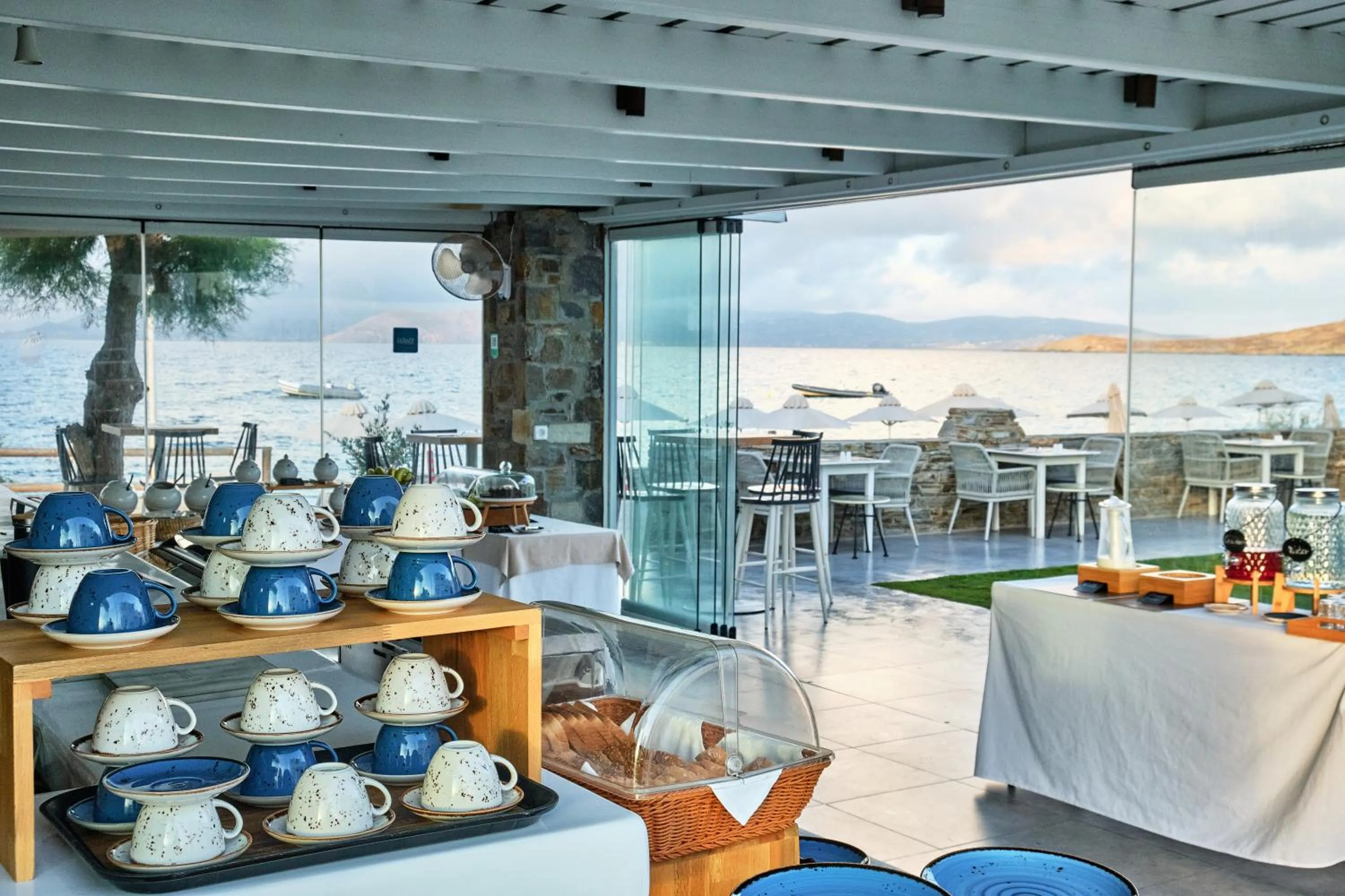 Buffet breakfast in Liana Beach Hotel & Spa