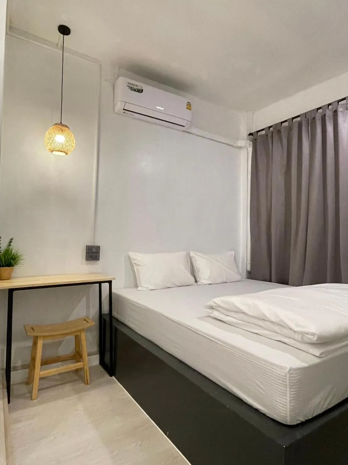 Photo of the whole room, Bed in Ekanek Hostel