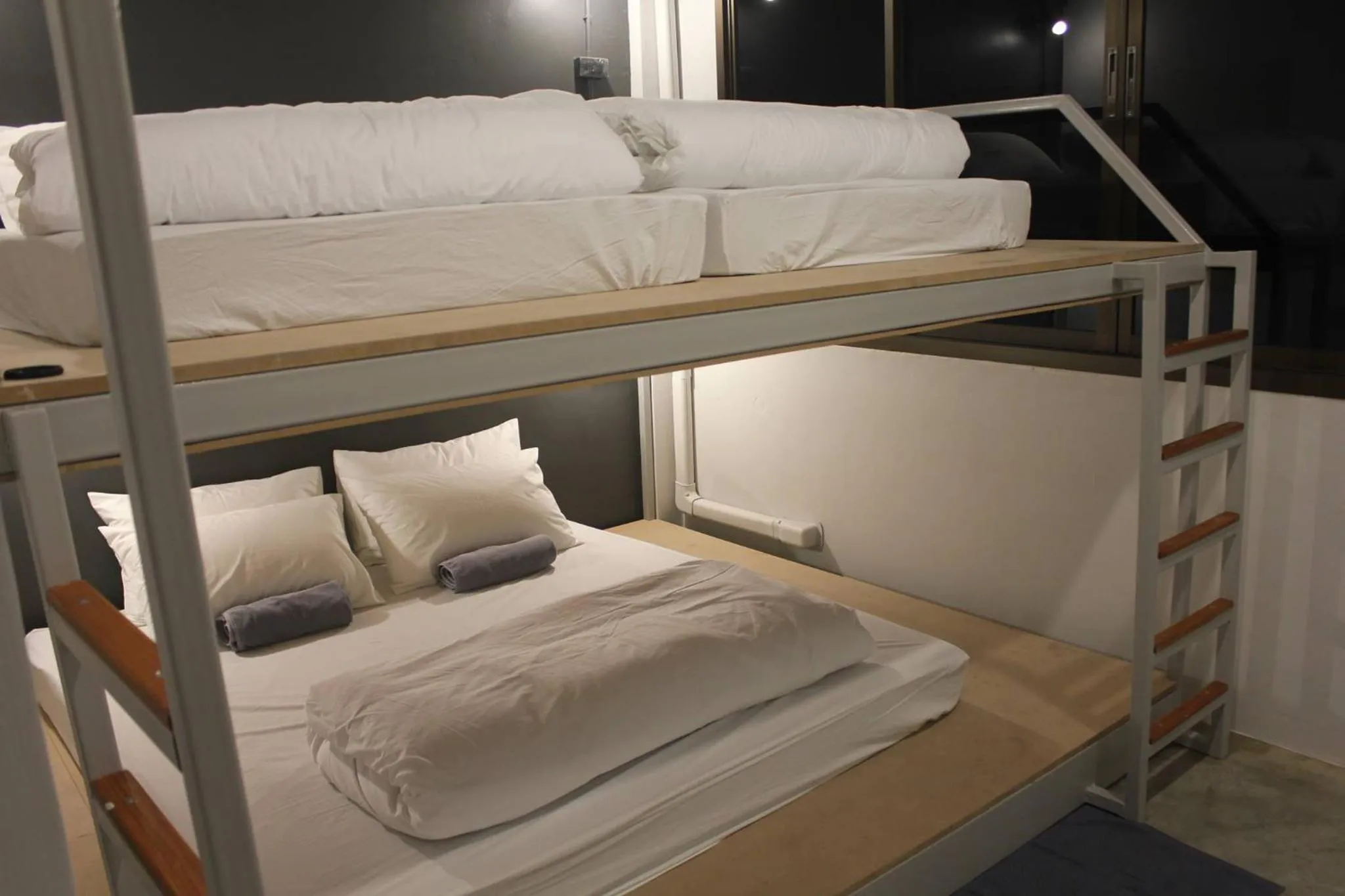 Photo of the whole room, Bed in Ekanek Hostel
