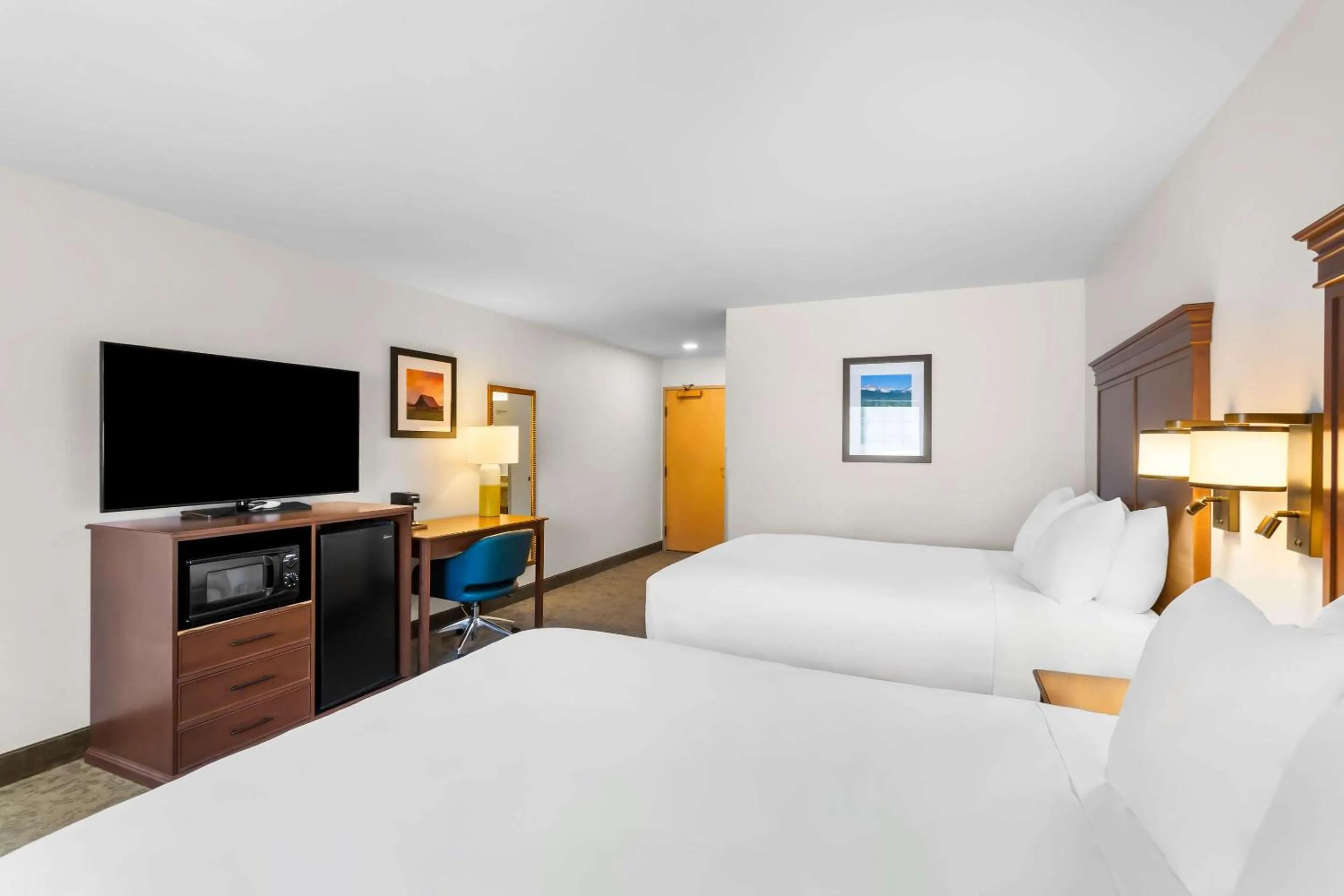 Bedroom, Bed in Comfort Inn & Suites Susanville