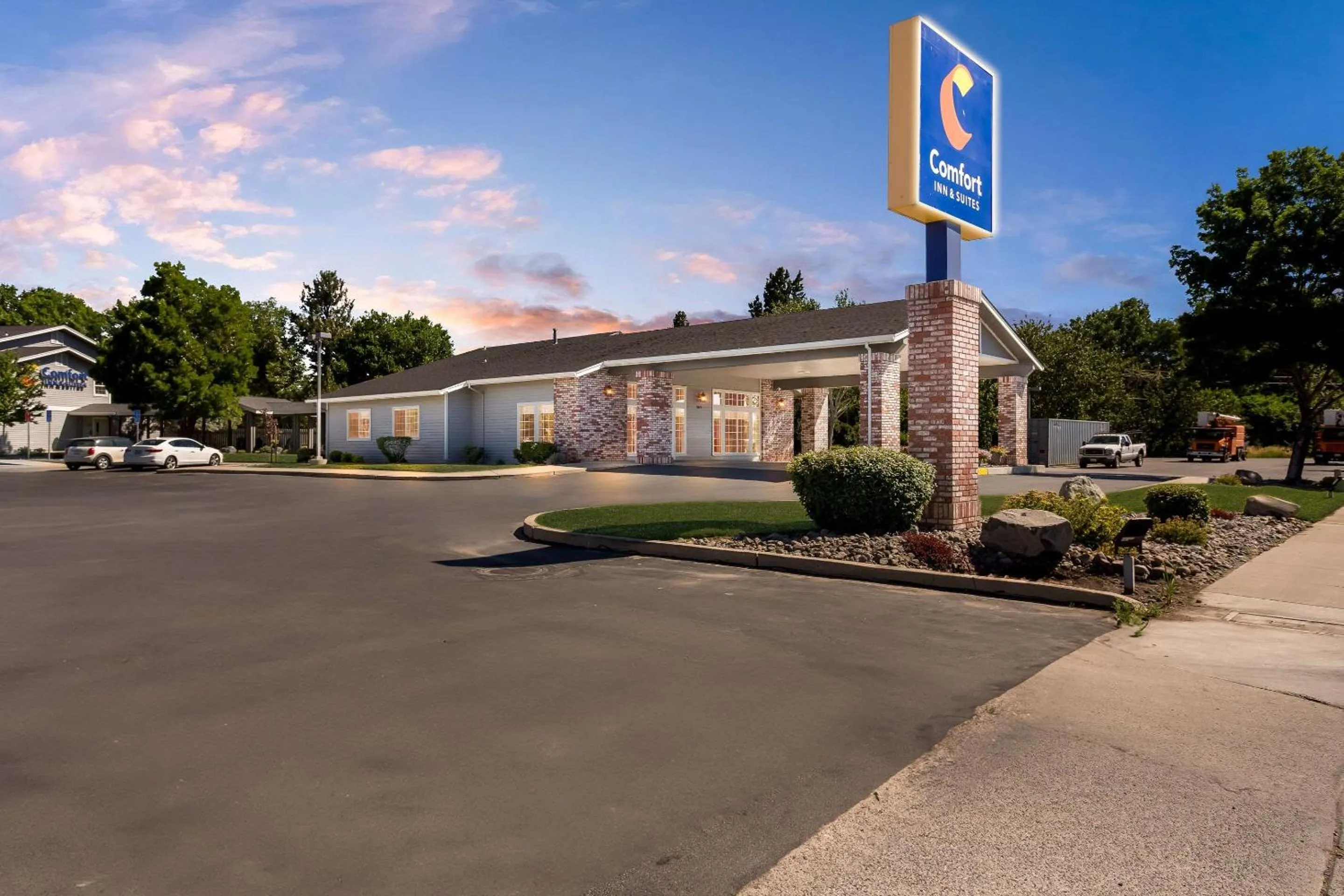 Property building in Comfort Inn & Suites Susanville