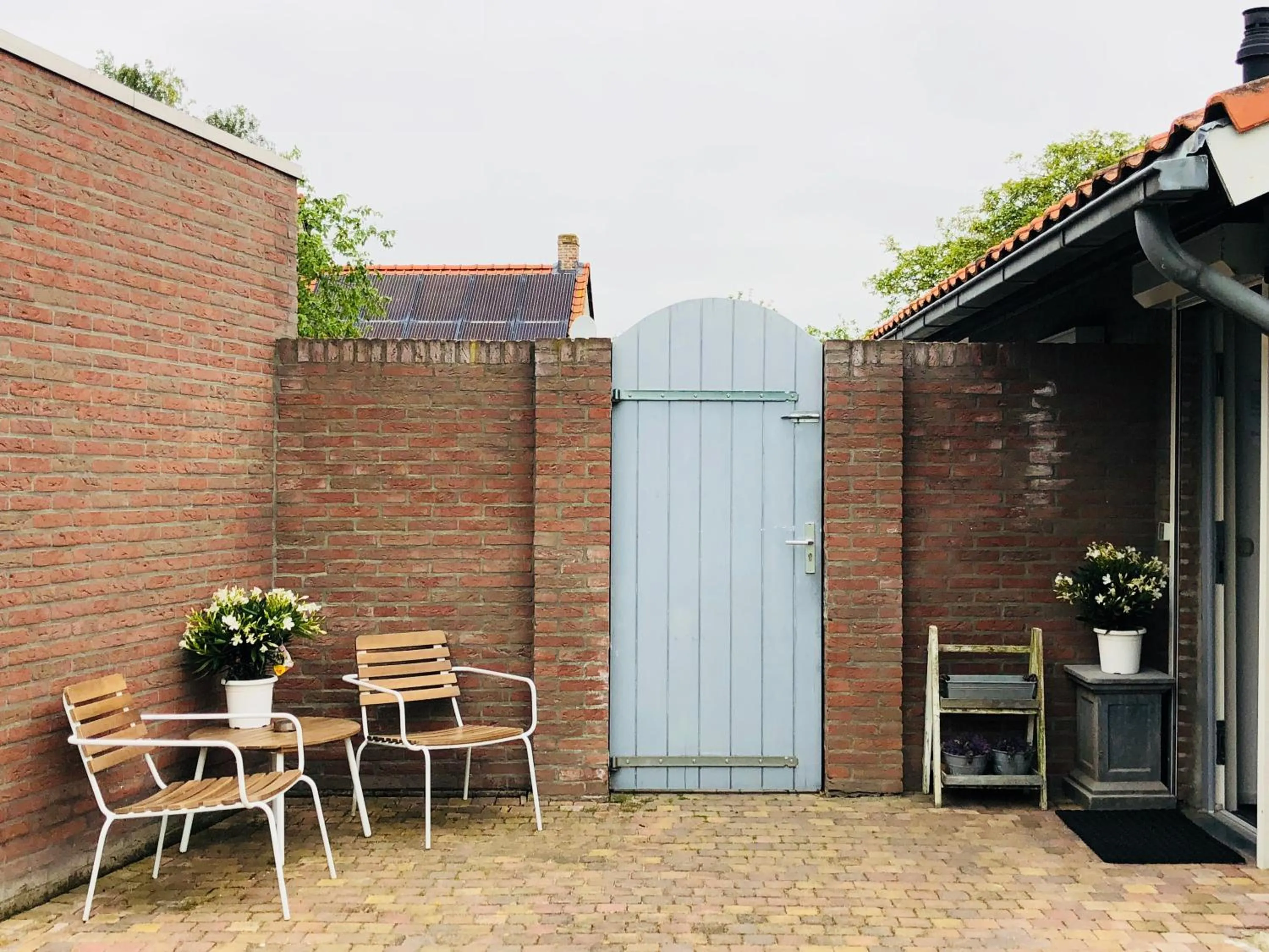 Patio in Slapen bij de Zeeuwse Lala
