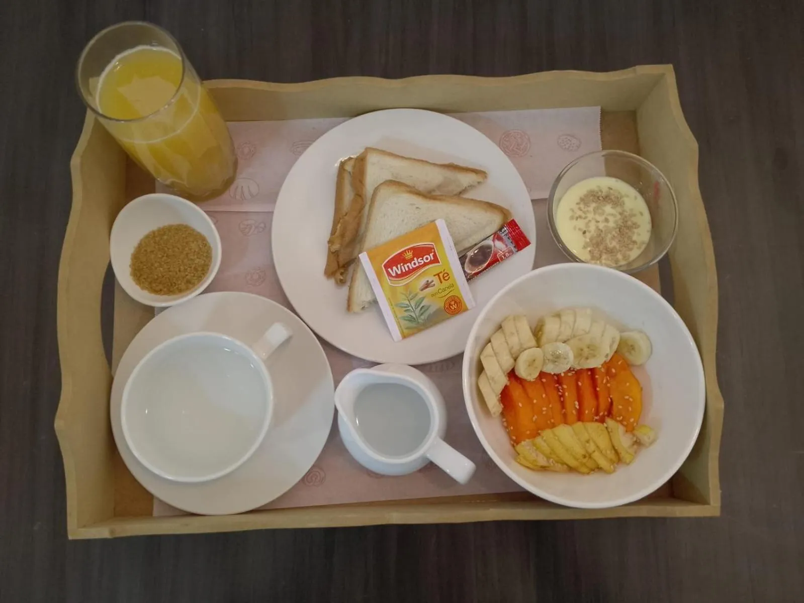 Breakfast in Urban Suites Apart Hotel