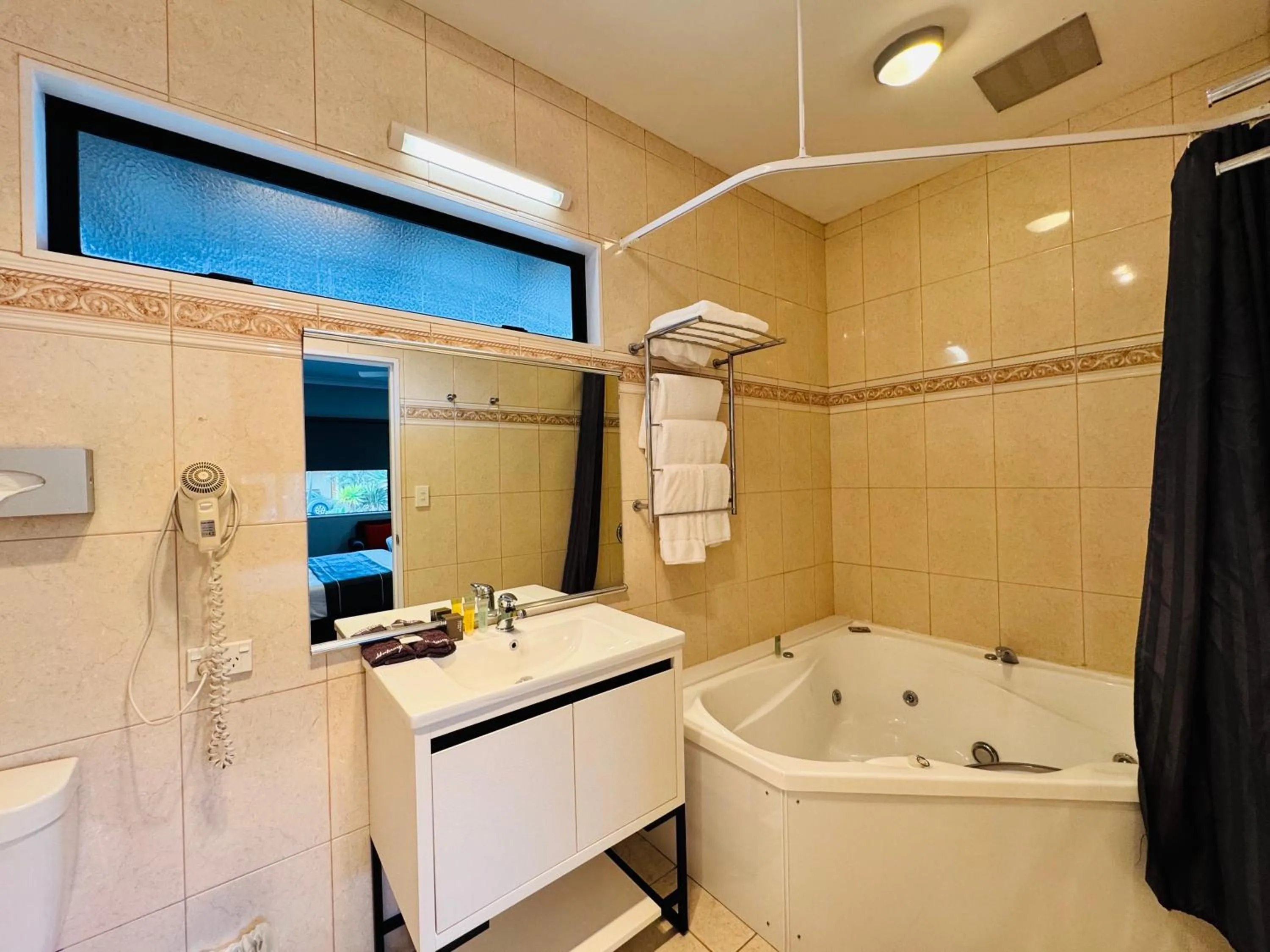 Spa and wellness centre/facilities in The Rocks Motel