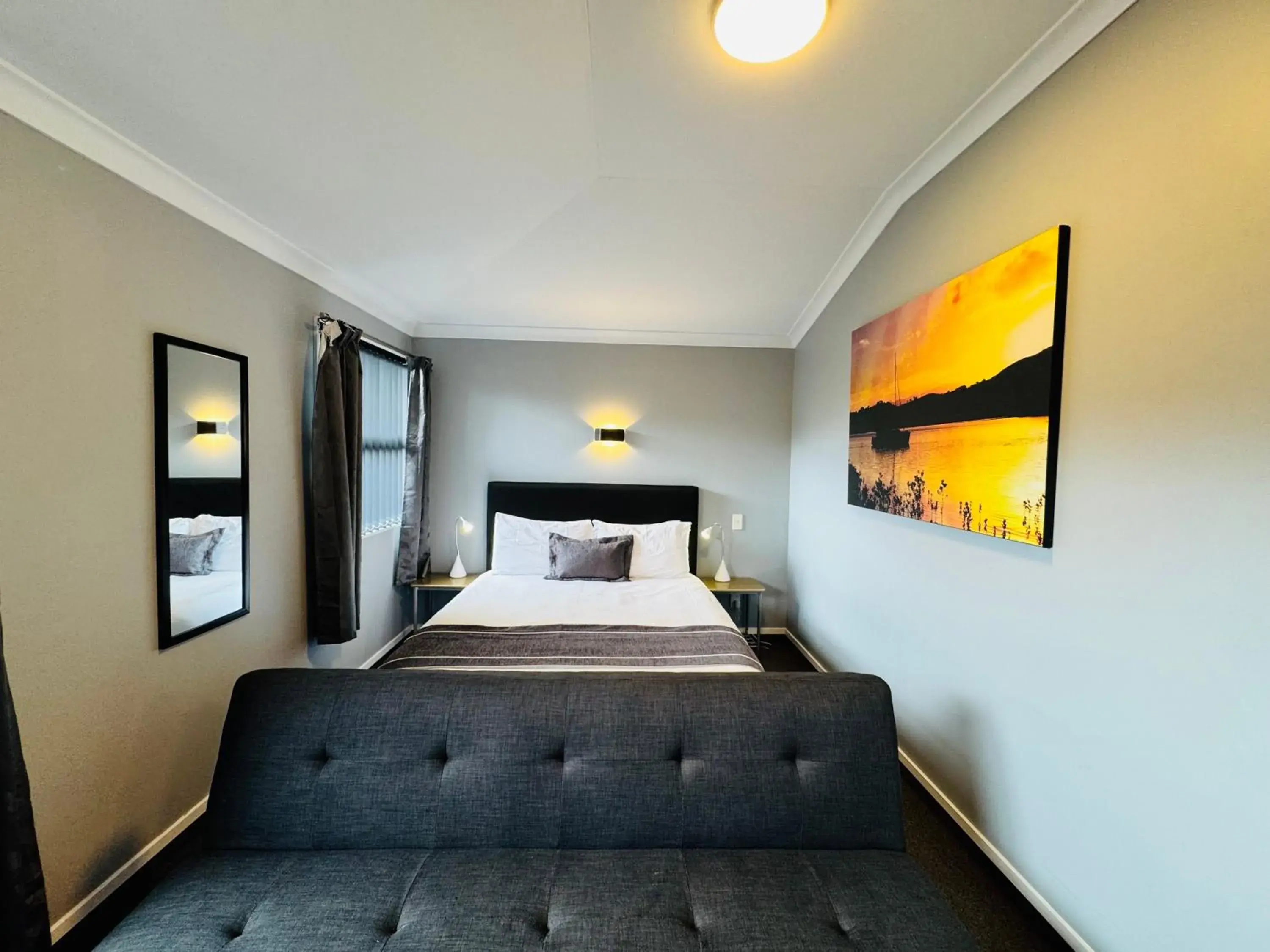 Family Room - Disability Access in The Rocks Motel Family Room - Disability Access in The Rocks Motel