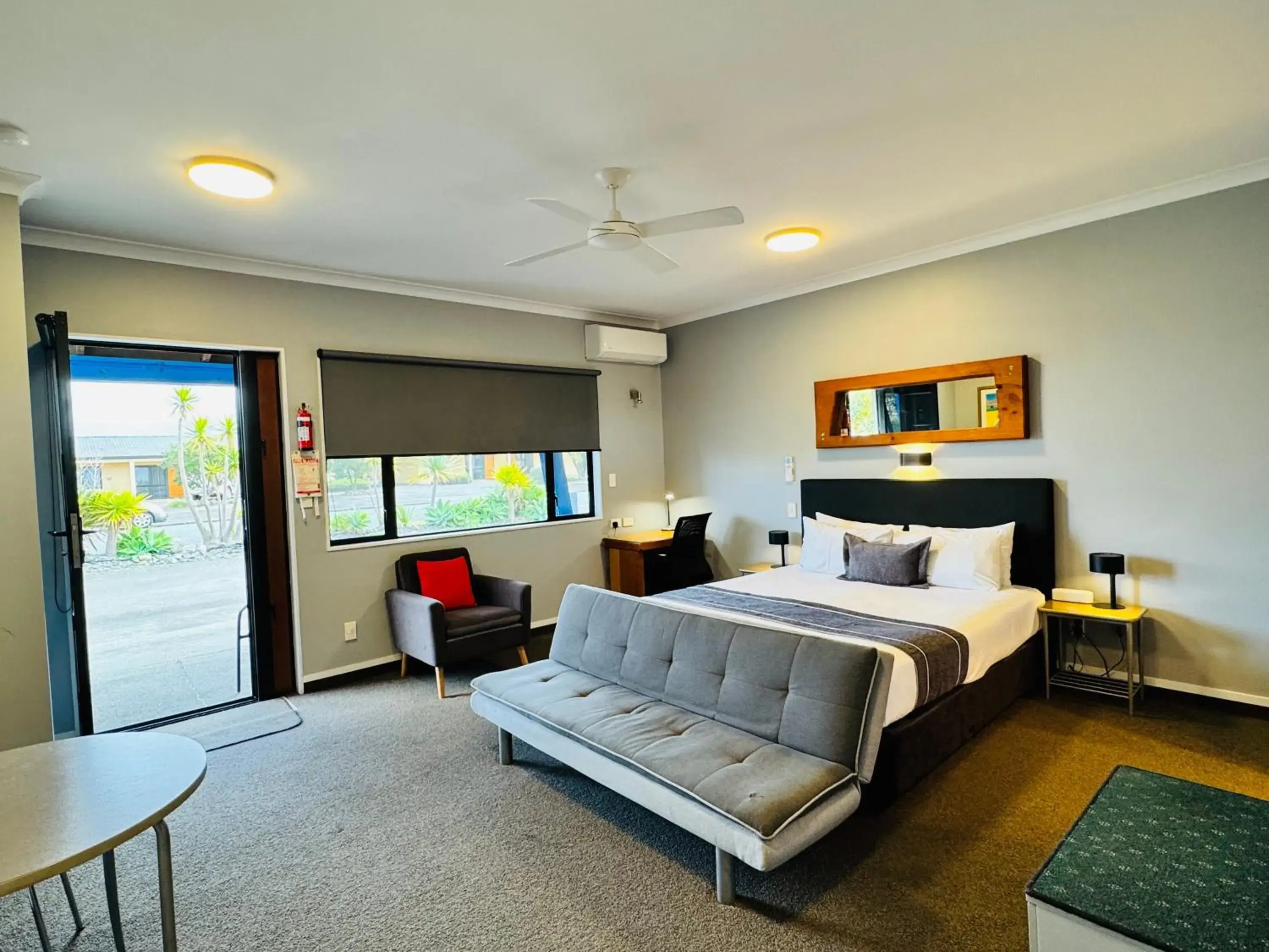 Queen Studio in The Rocks Motel Queen Studio in The Rocks Motel