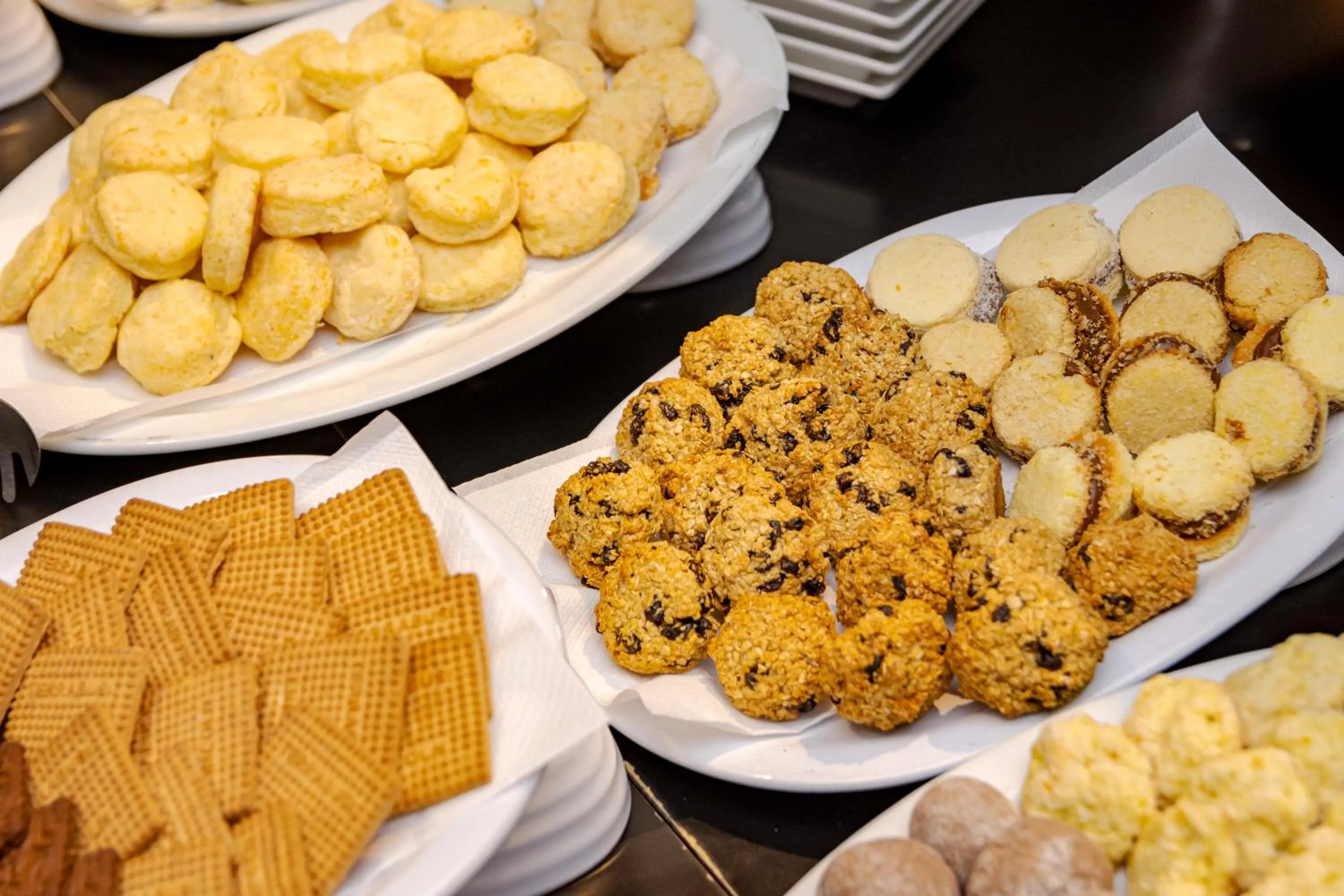 Buffet breakfast in Eleton Resort & Spa