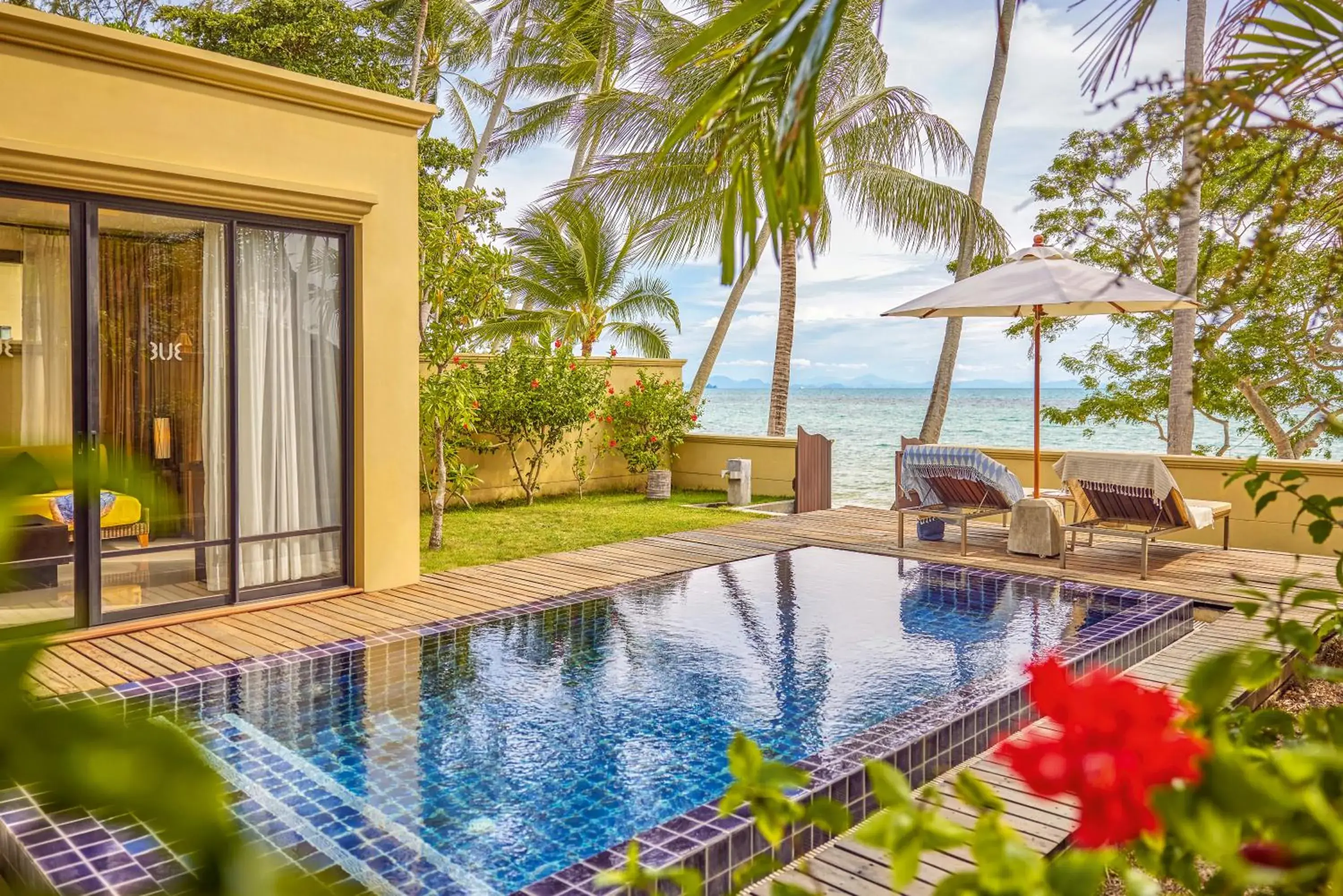 Beachfront villa with private pool in TUI BLUE The Passage Samui Pool Villas with Private Beach Resort Beachfront villa with private pool in TUI BLUE The Passage Samui Pool Villas with Private Beach Resort