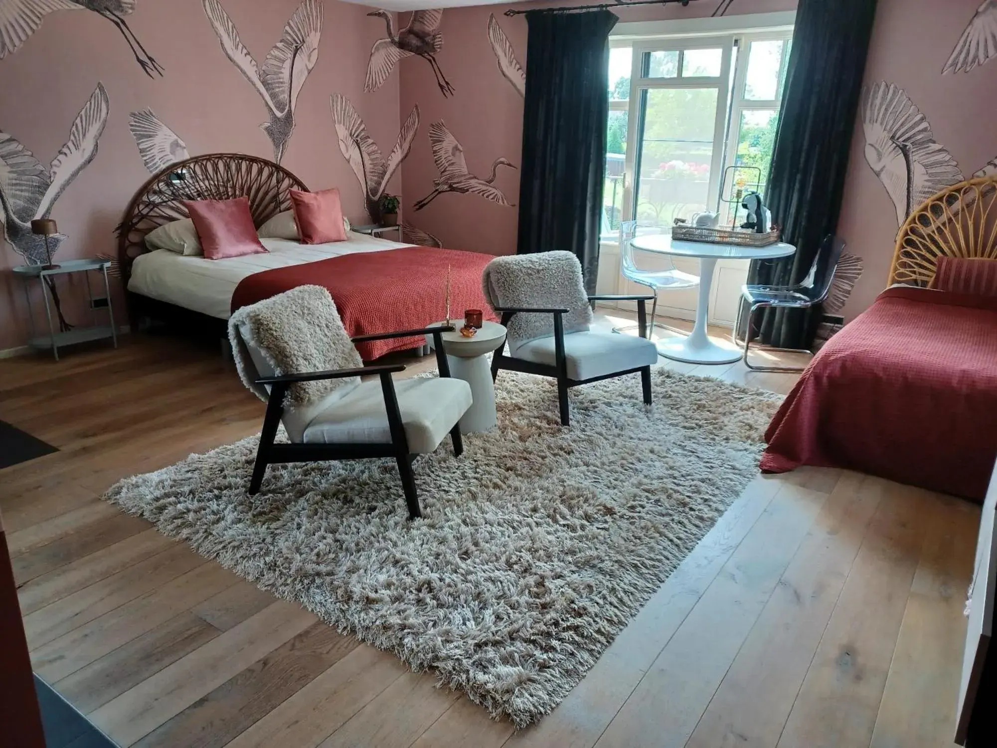 Deluxe Double Room (2 Adults + 1 Child) - single occupancy in Bed and breakfast Mooi Achel Deluxe Double Room (2 Adults + 1 Child) - single occupancy in Bed and breakfast Mooi Achel