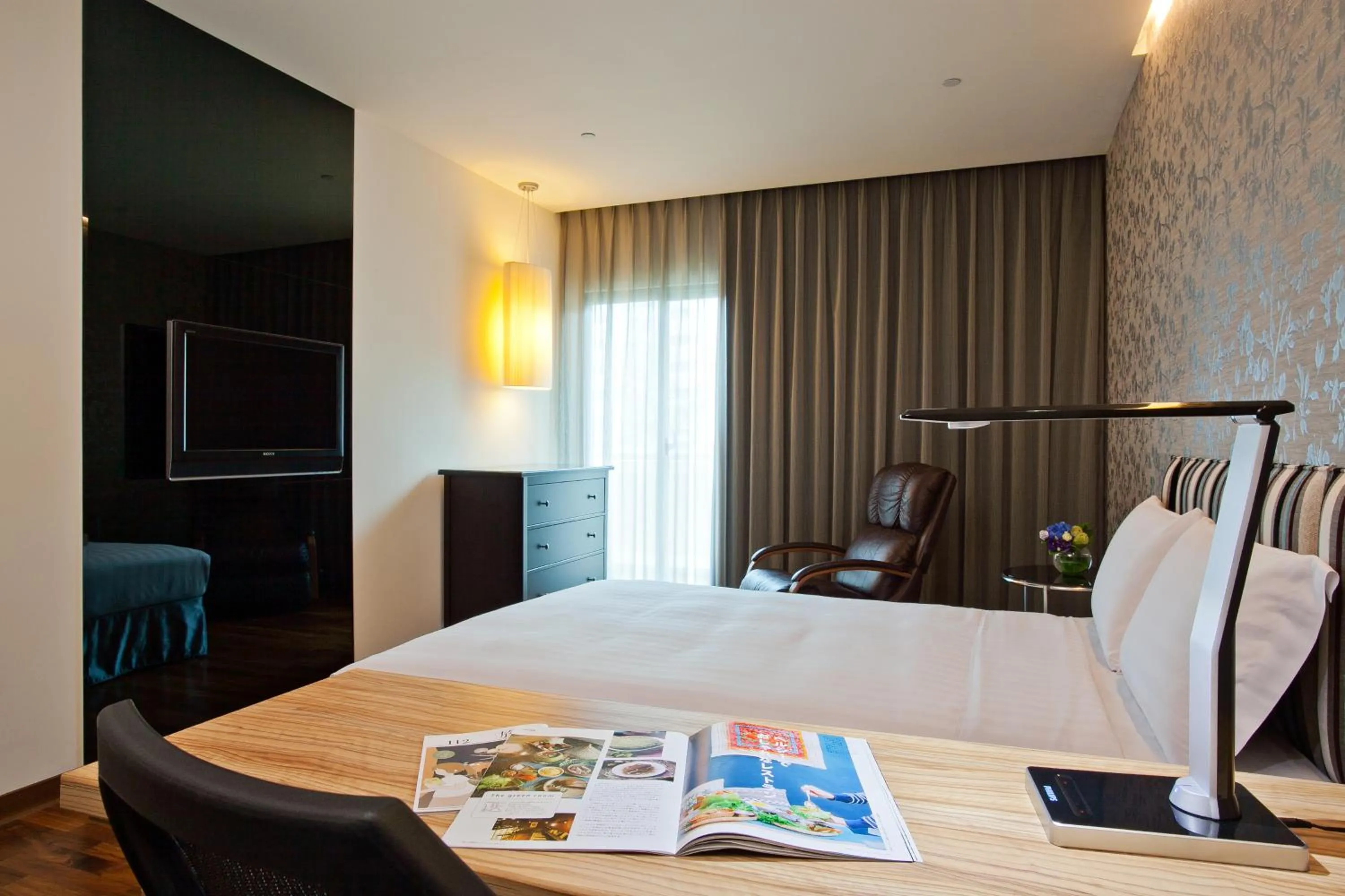 Bed in Howard Plaza Hotel Hsinchu