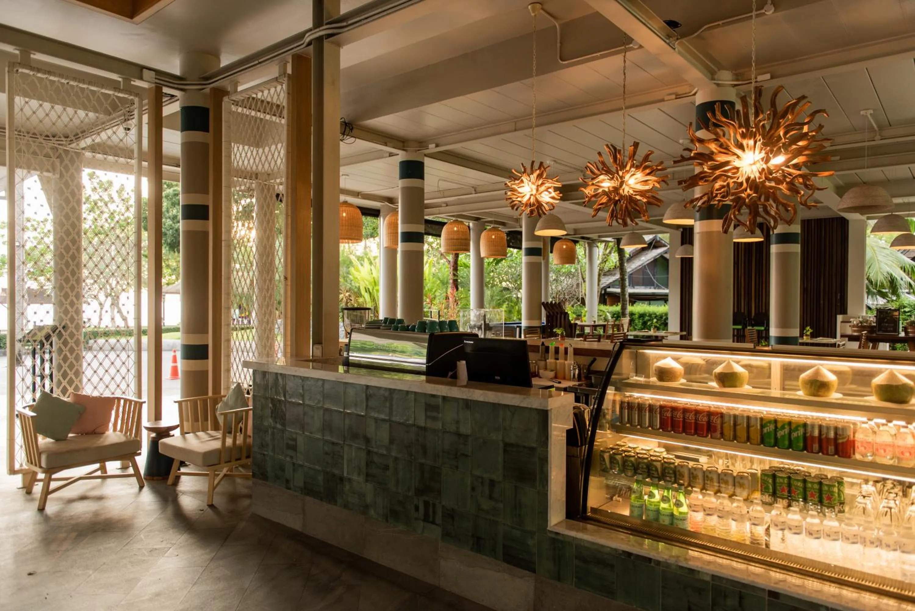 Restaurant/places to eat in Holiday Ao Nang Beach Resort, Krabi