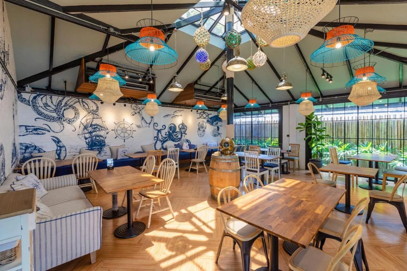 Restaurant/places to eat in Holiday Ao Nang Beach Resort, Krabi