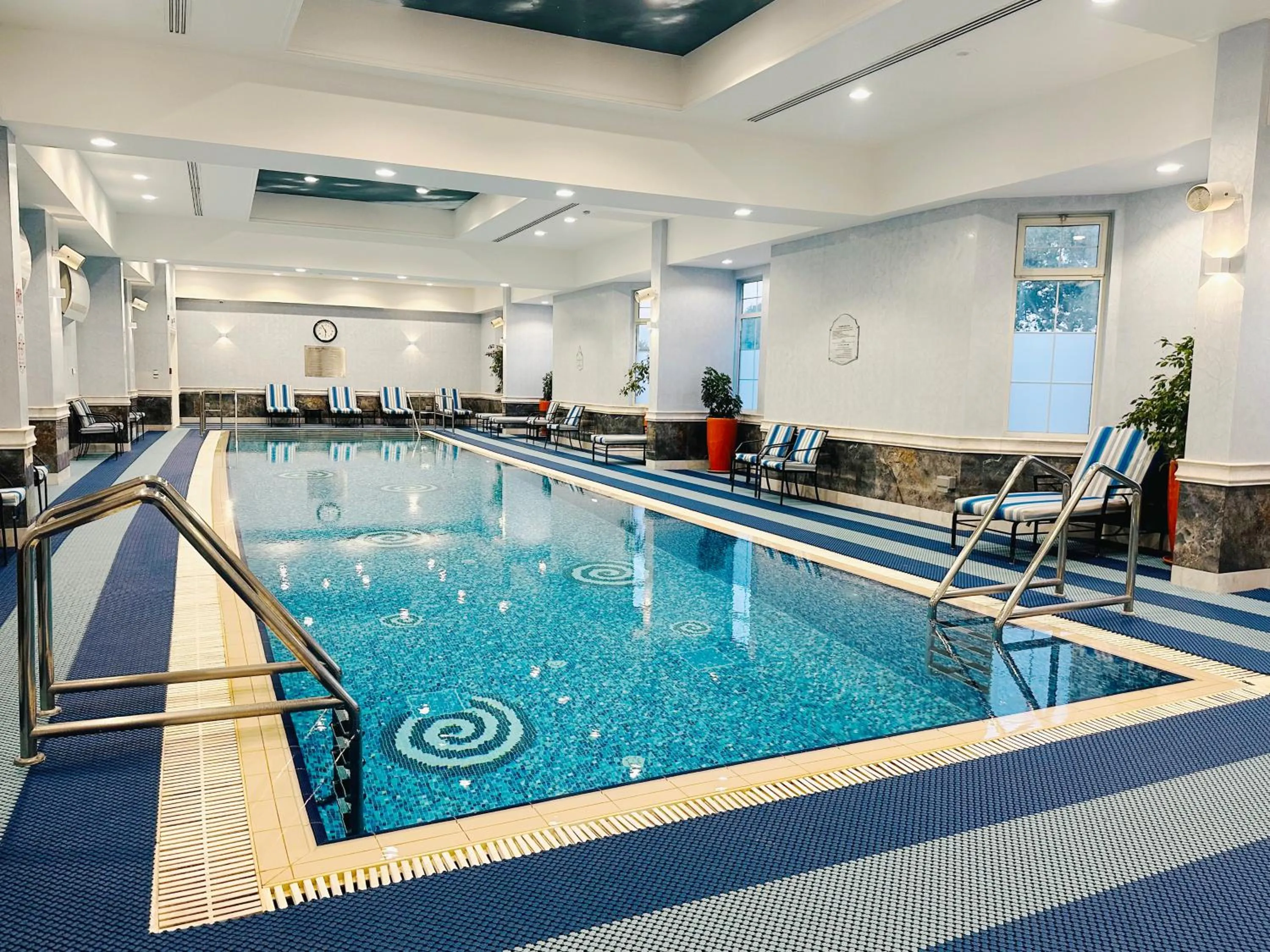 Swimming pool in Al Aziziyah Boutique Hotel By The Torch