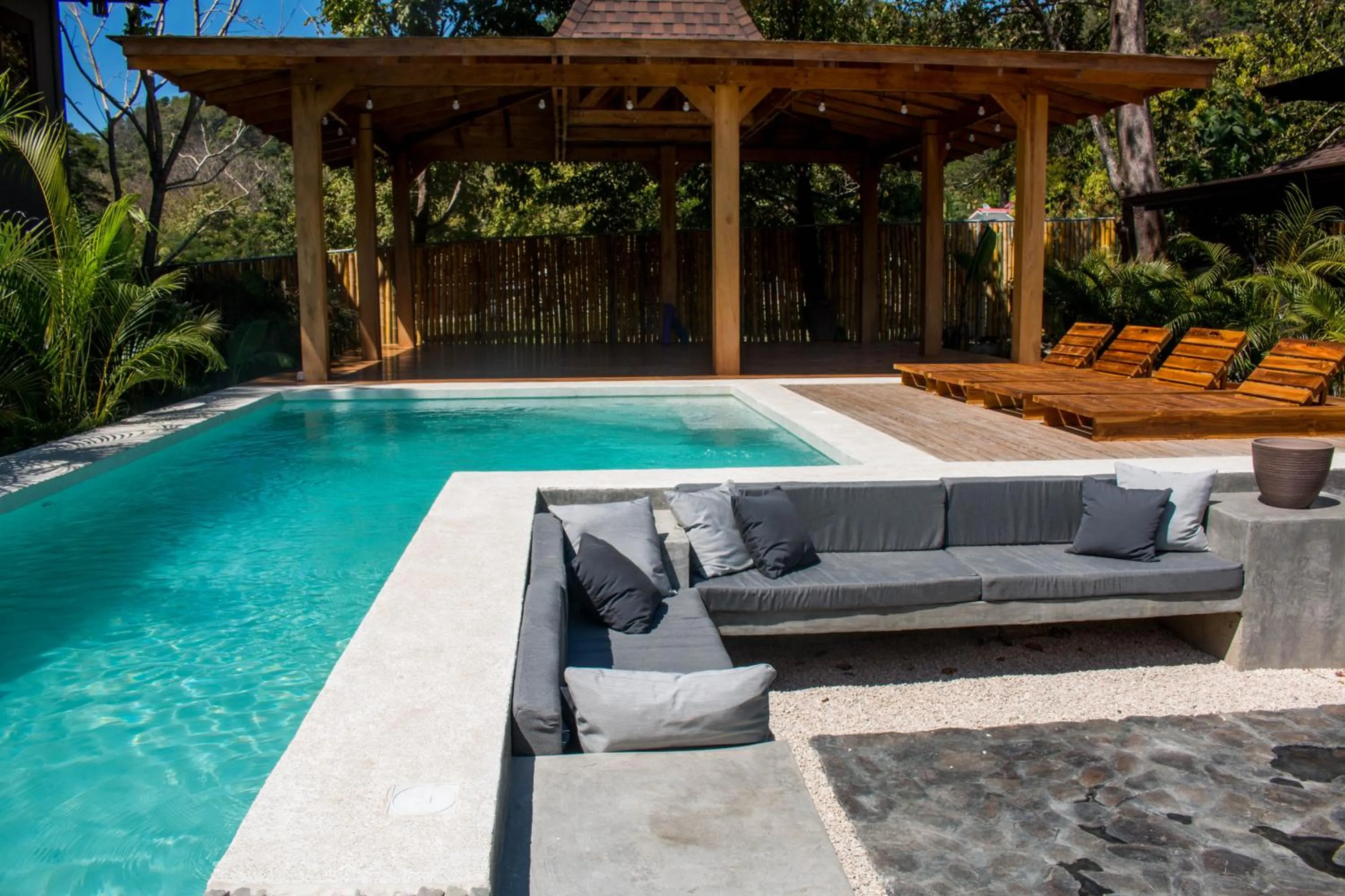 Swimming pool in Lua Villas