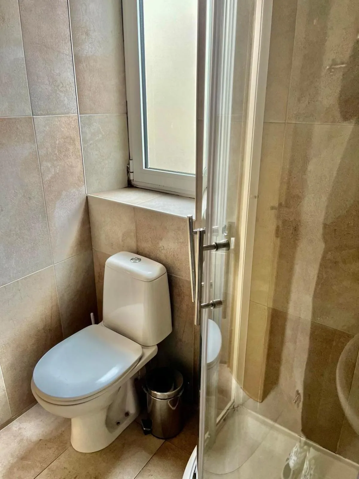 Shower in Apartments & rooms - TIANIS - Self check-in