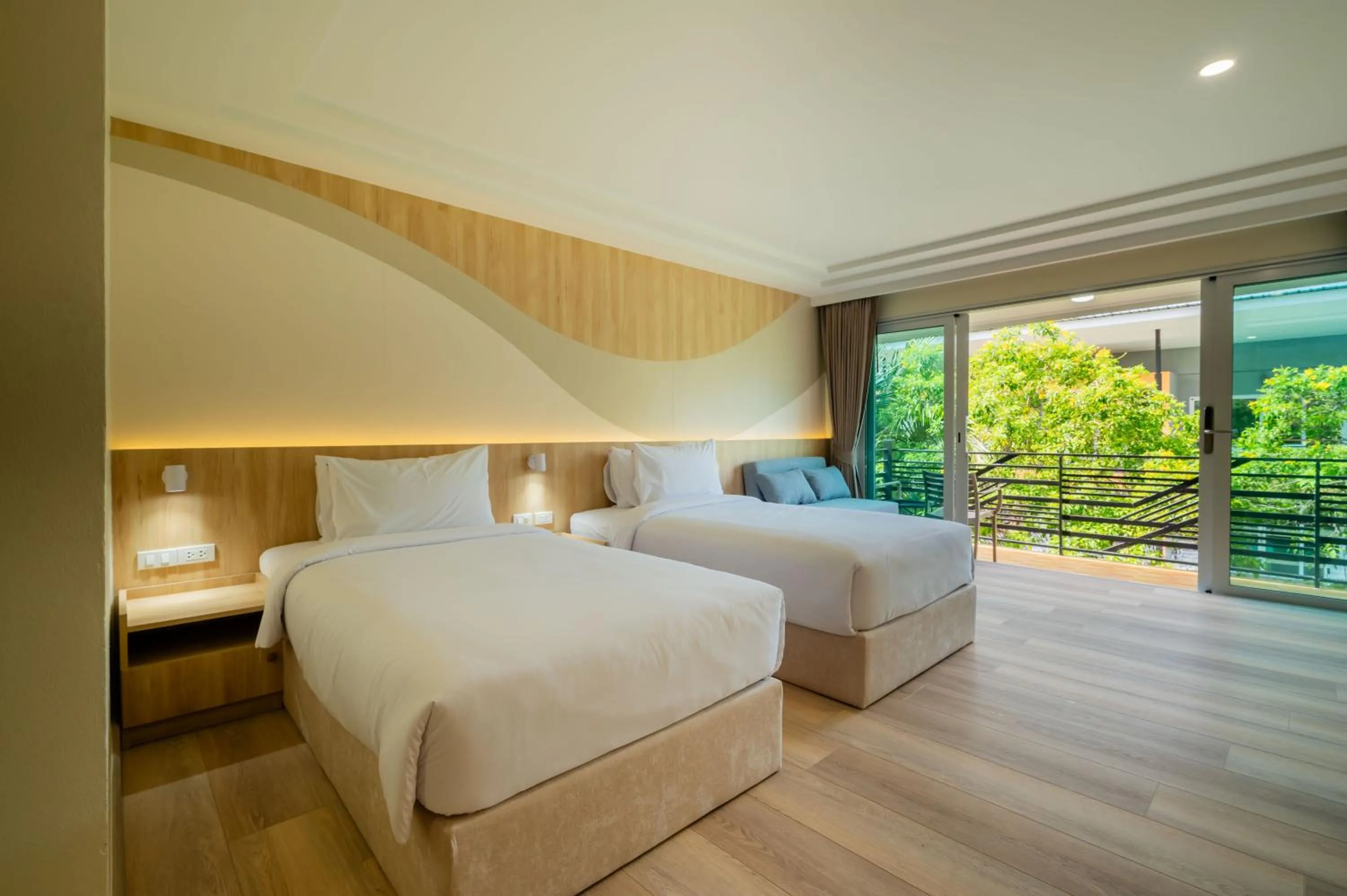 Bed in Phi Phi Anita Resort