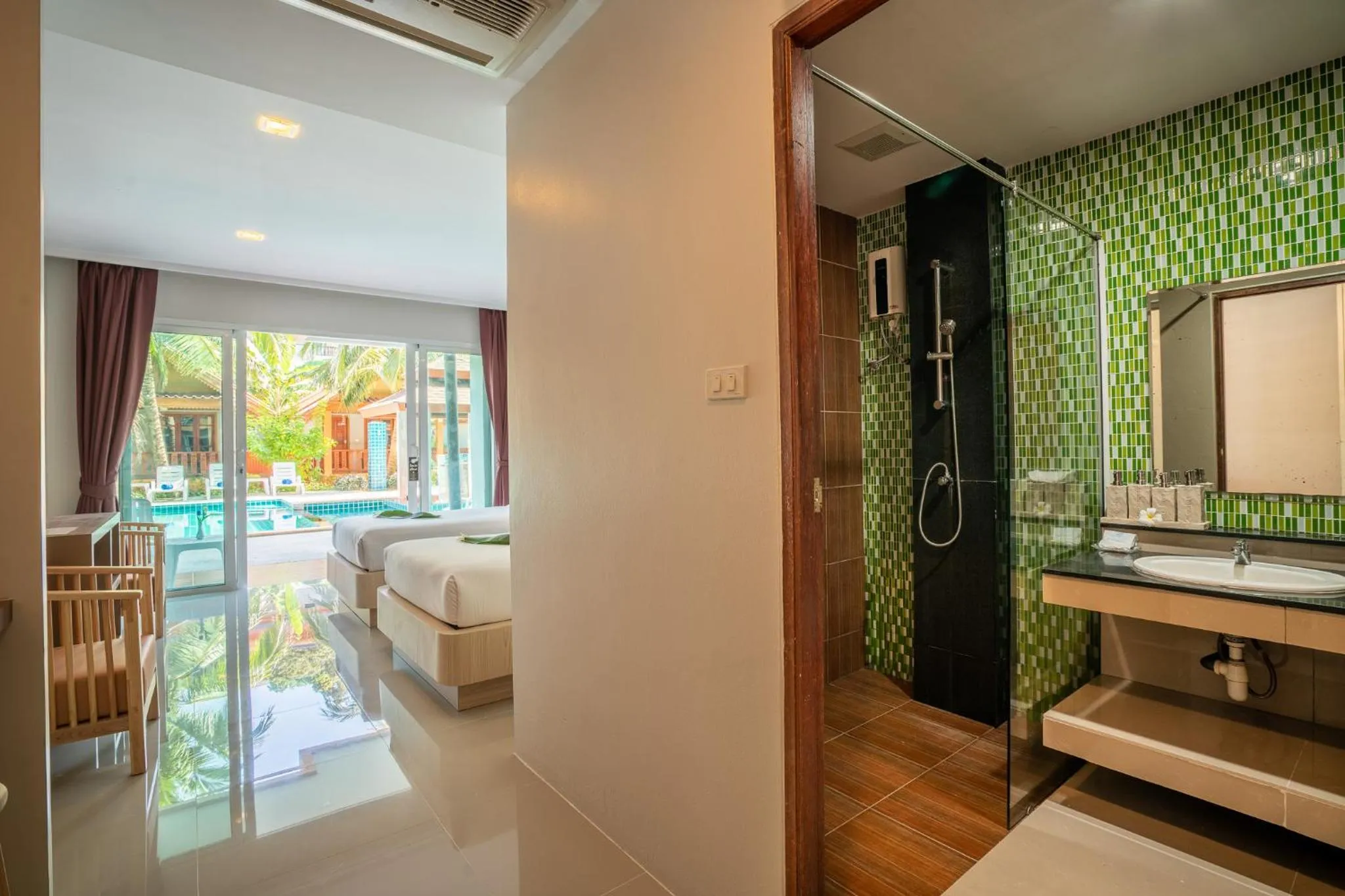 Bed in Phi Phi Anita Resort