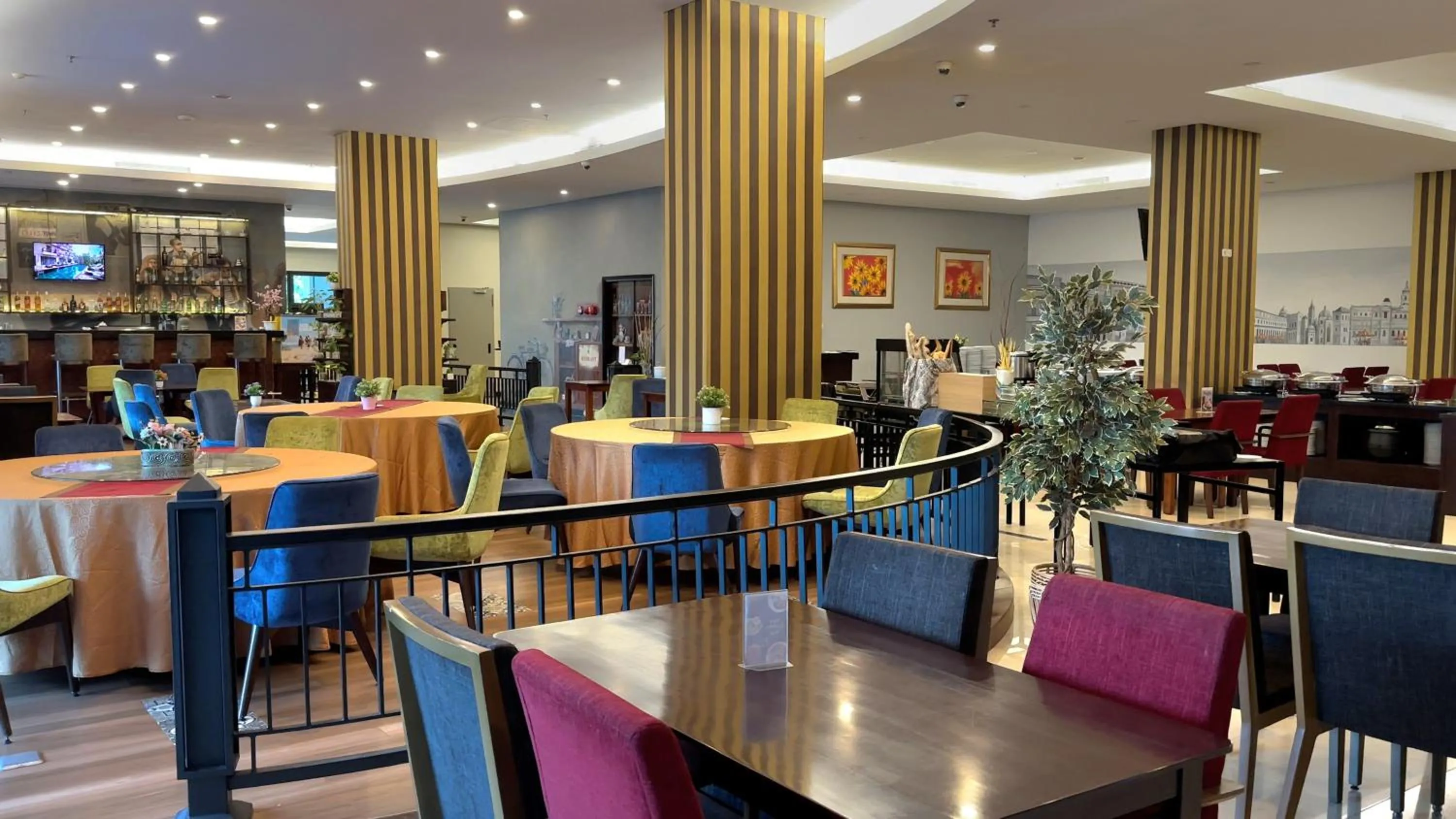 Restaurant/places to eat in d'primahotel Kualanamu Airport Medan