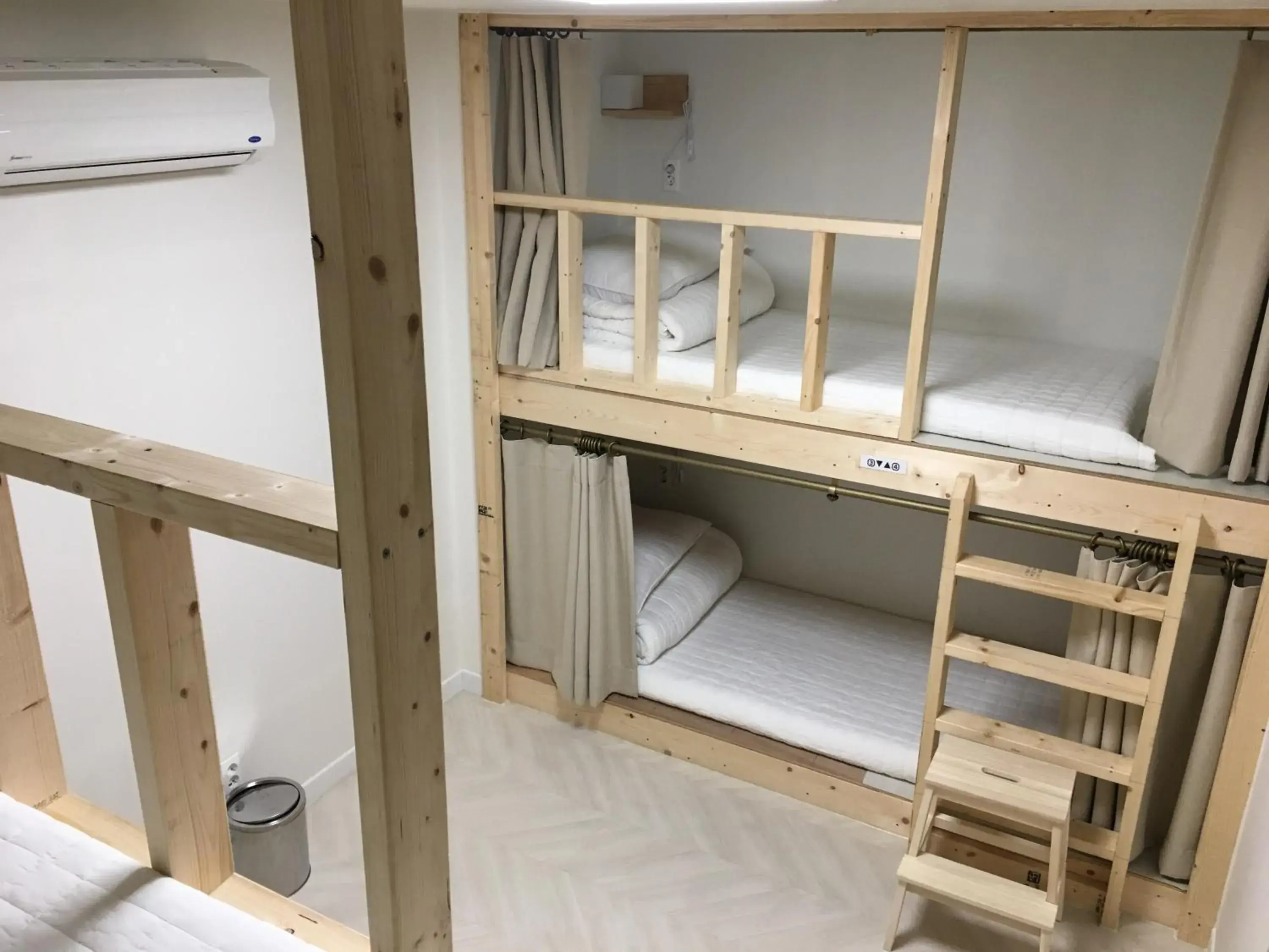 Bed in 4-Bed Female Dormitory Room in Hwadam Inn Bed in 4-Bed Female Dormitory Room in Hwadam Inn