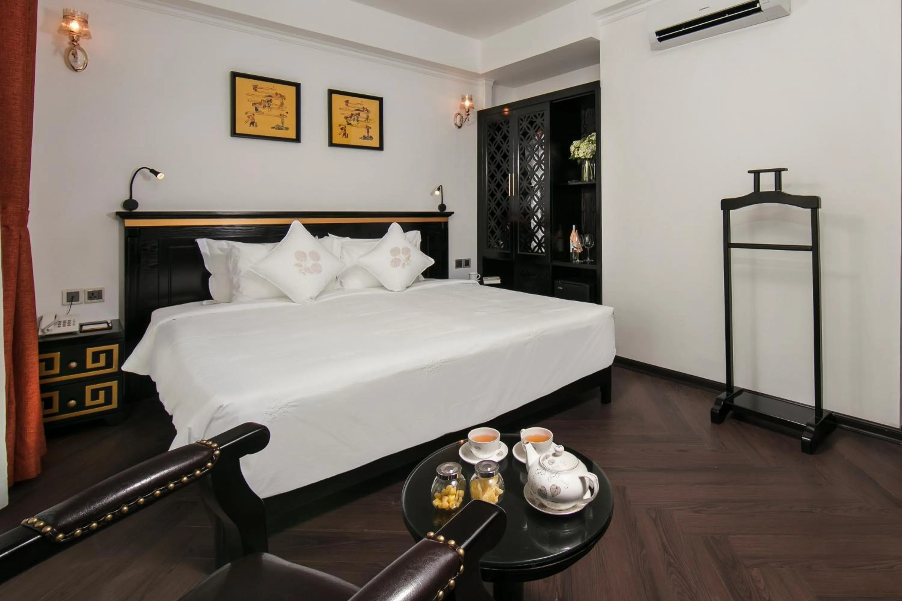Bedroom, Bed in Hanoi Center Silk Premium Hotel & Spa & Travel