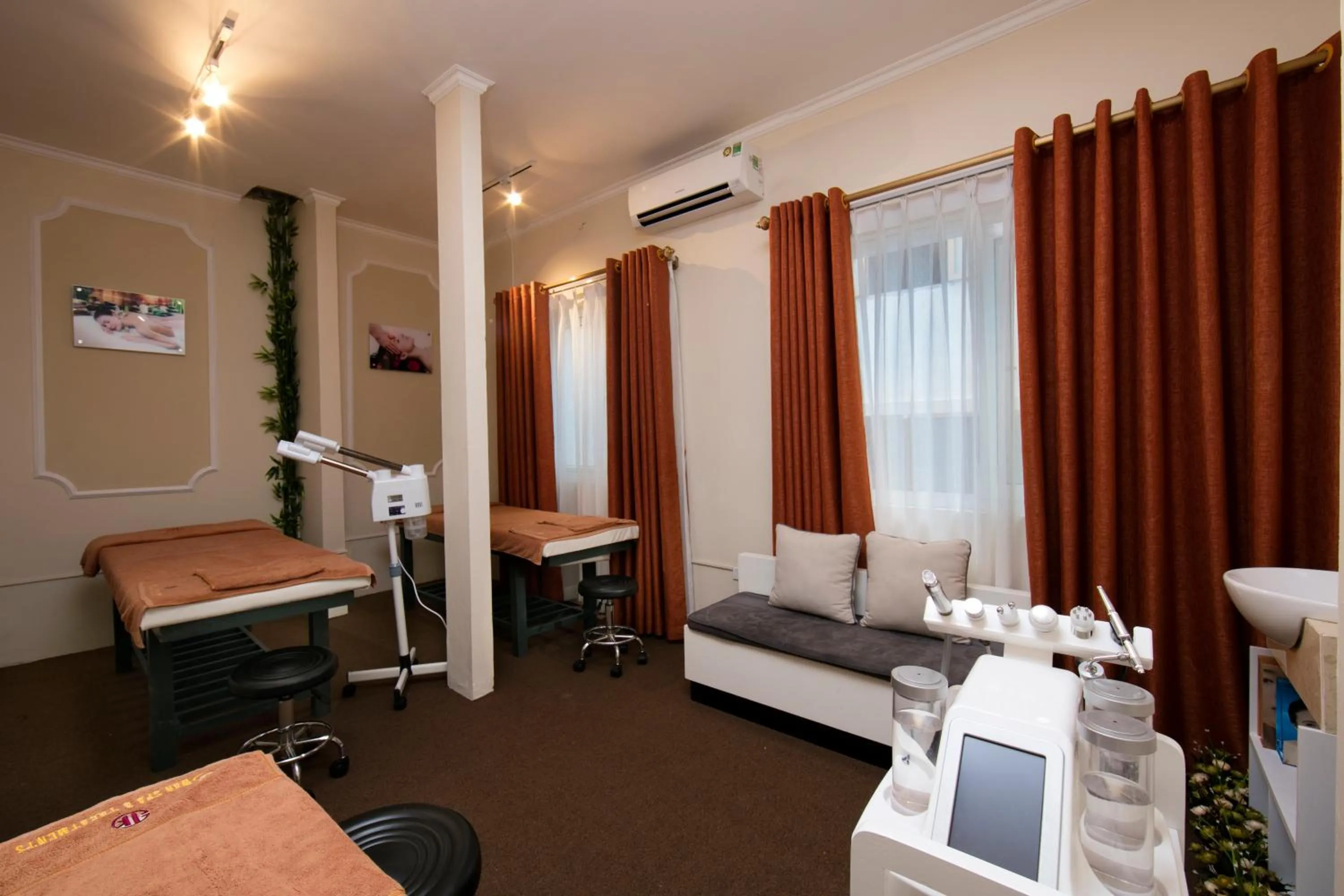 Restaurant/places to eat in Hanoi Center Silk Premium Hotel & Spa & Travel