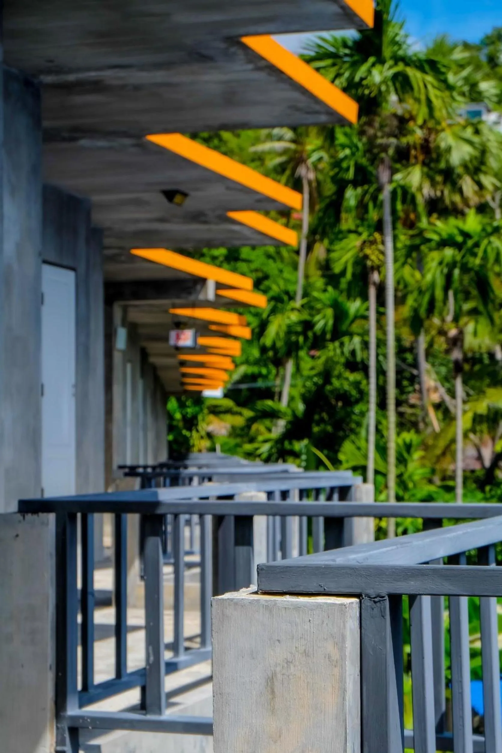 See Through Resort Haad Yao