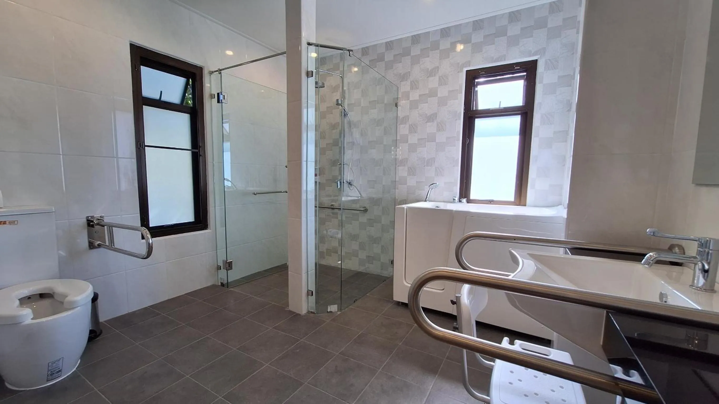 Toilet in ThaiLife Wellness & Meditation Resort- SHA Plus