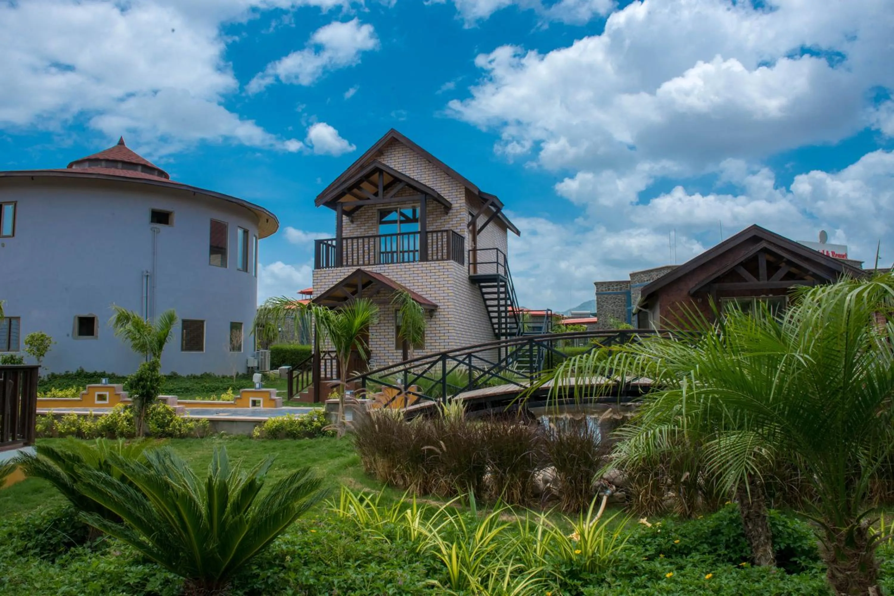 Property building in Sun Hotel and Resort, Mount Abu