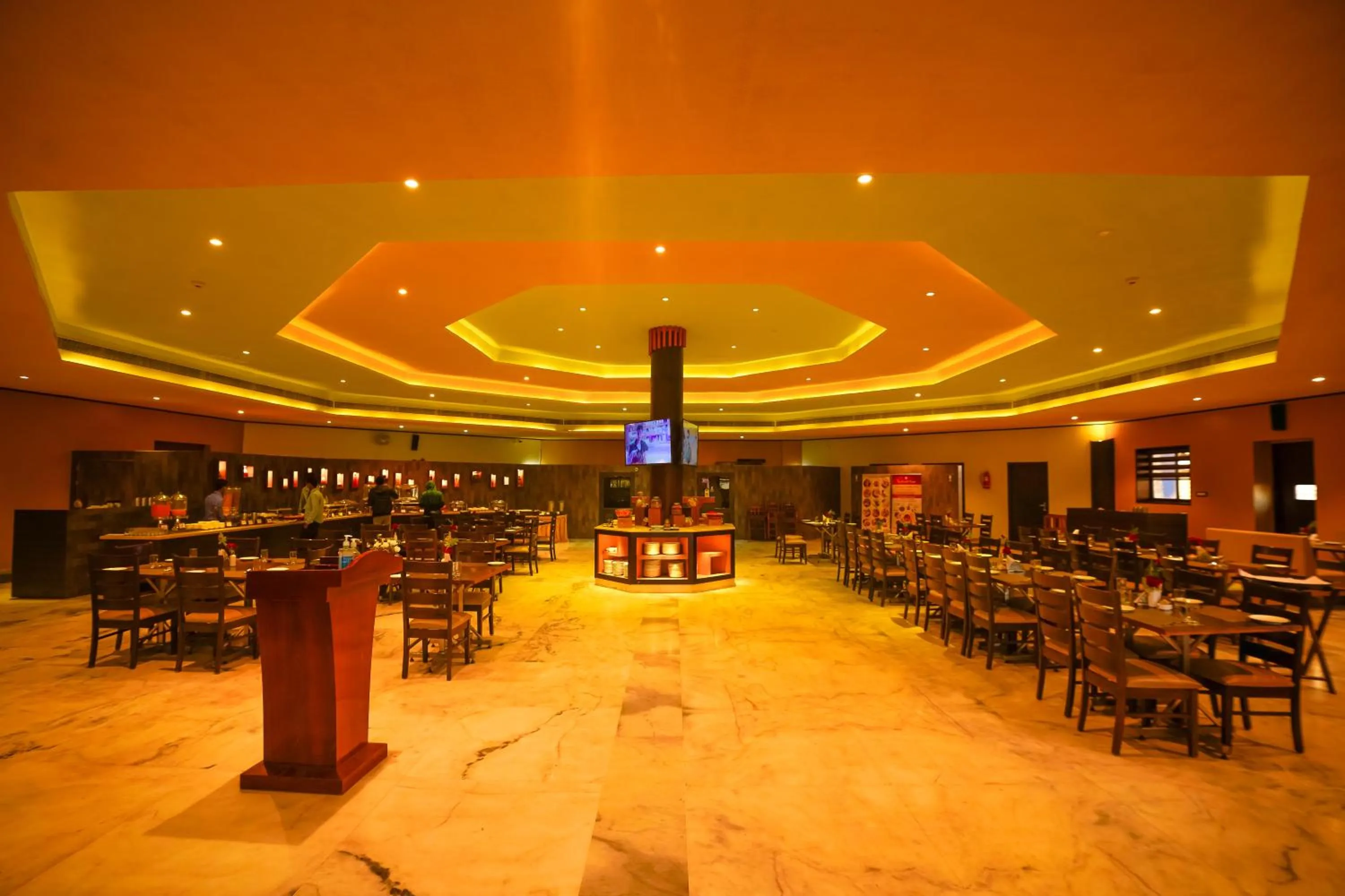 Restaurant/places to eat in Sun Hotel and Resort, Mount Abu