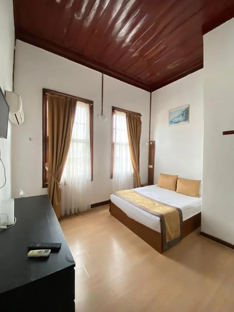 Bedroom, Bed in Konak Hotel Kaleiçi