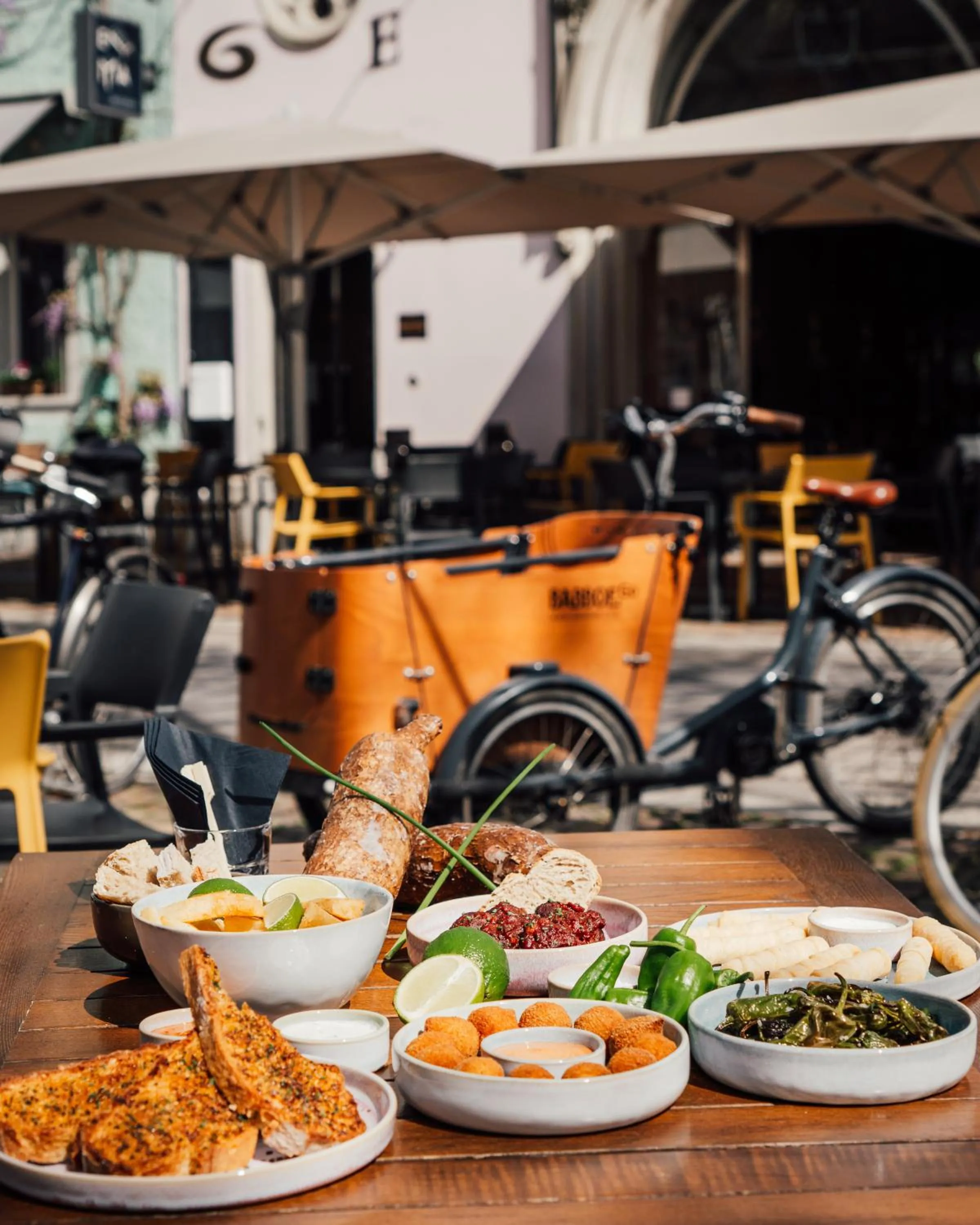 Restaurant/places to eat in Hotel Loge