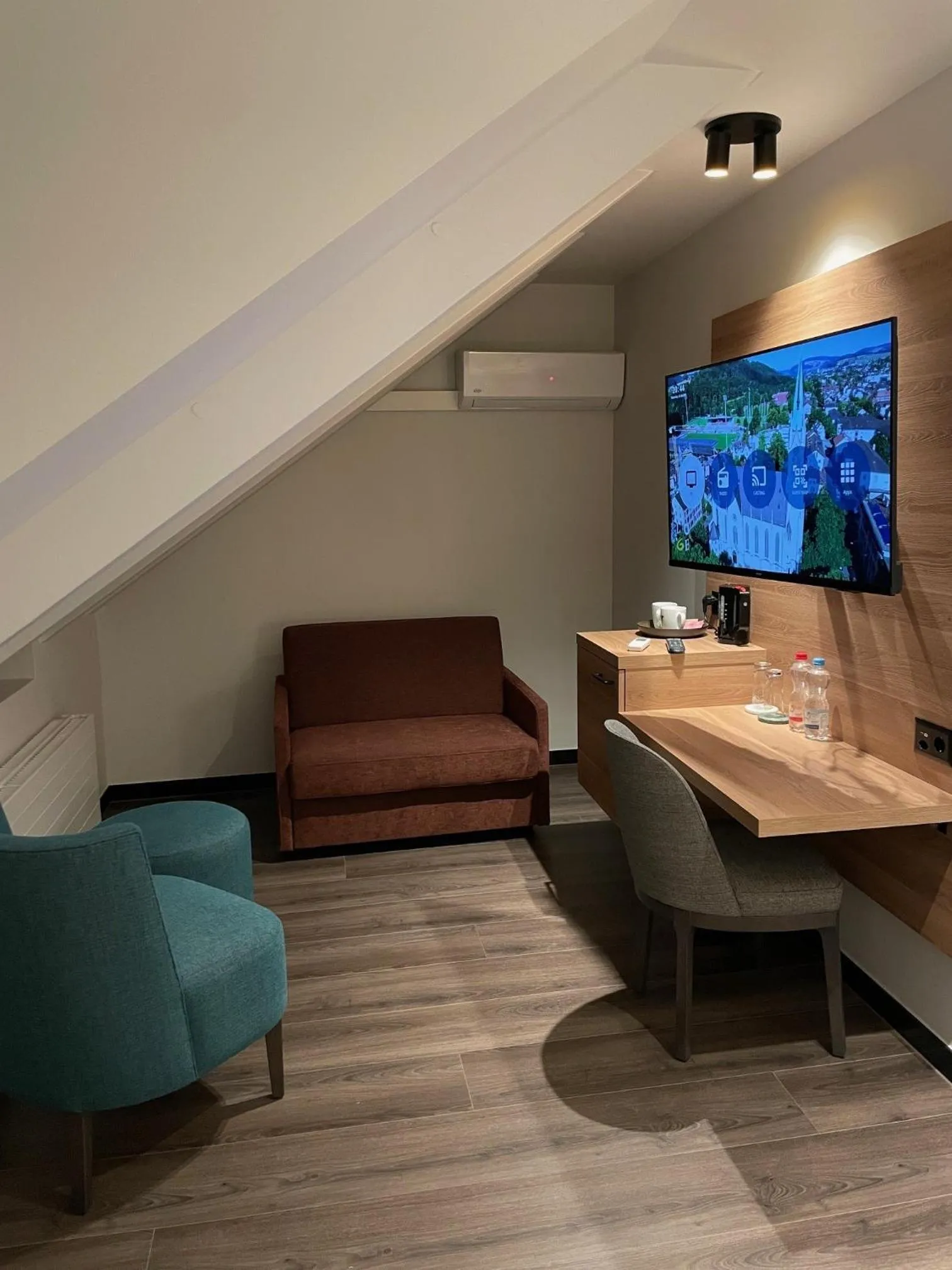 TV and multimedia in Hotel Loge